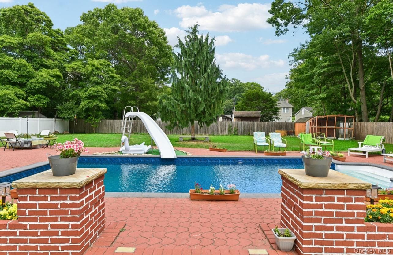 466 Auborn Avenue thumbnail 8