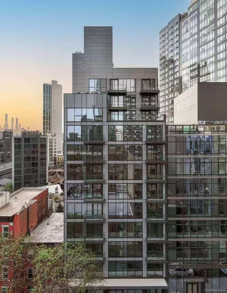 42-62 Hunter Street Unit: 12A thumbnail 2