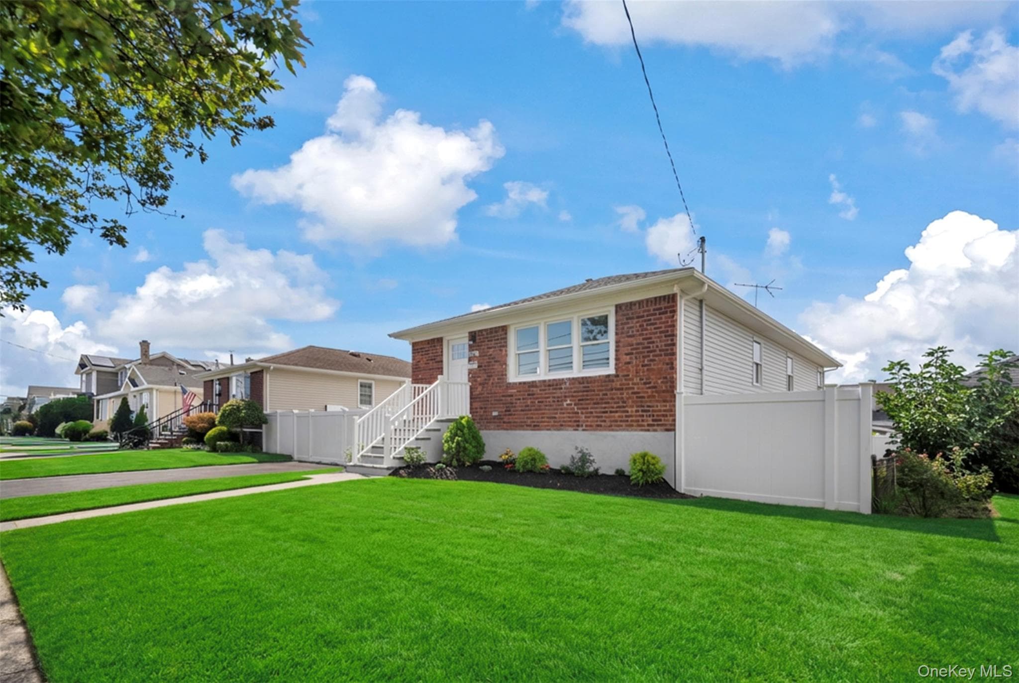 3280 Elliott Boulevard thumbnail 3