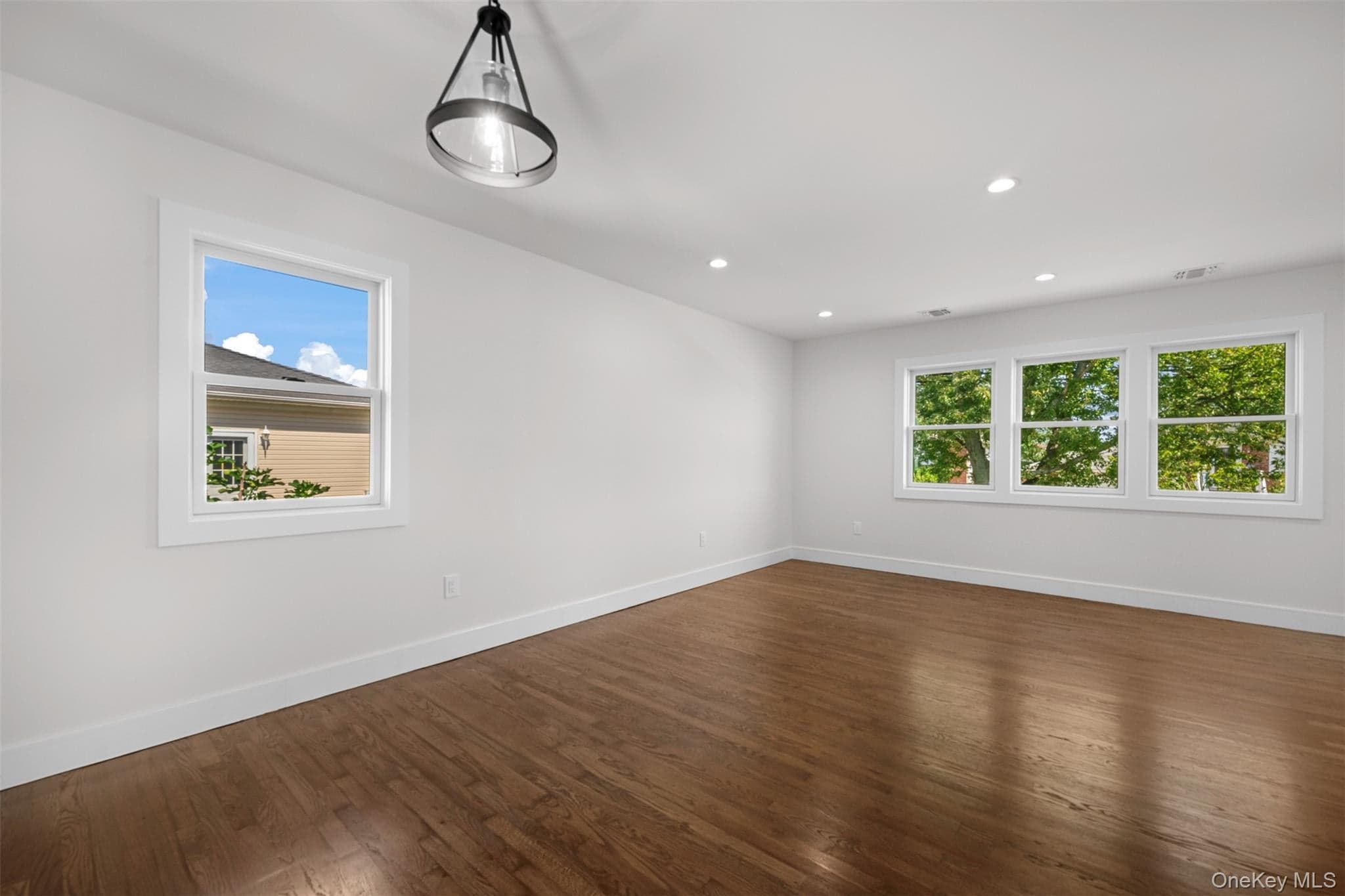 3280 Elliott Boulevard thumbnail 13