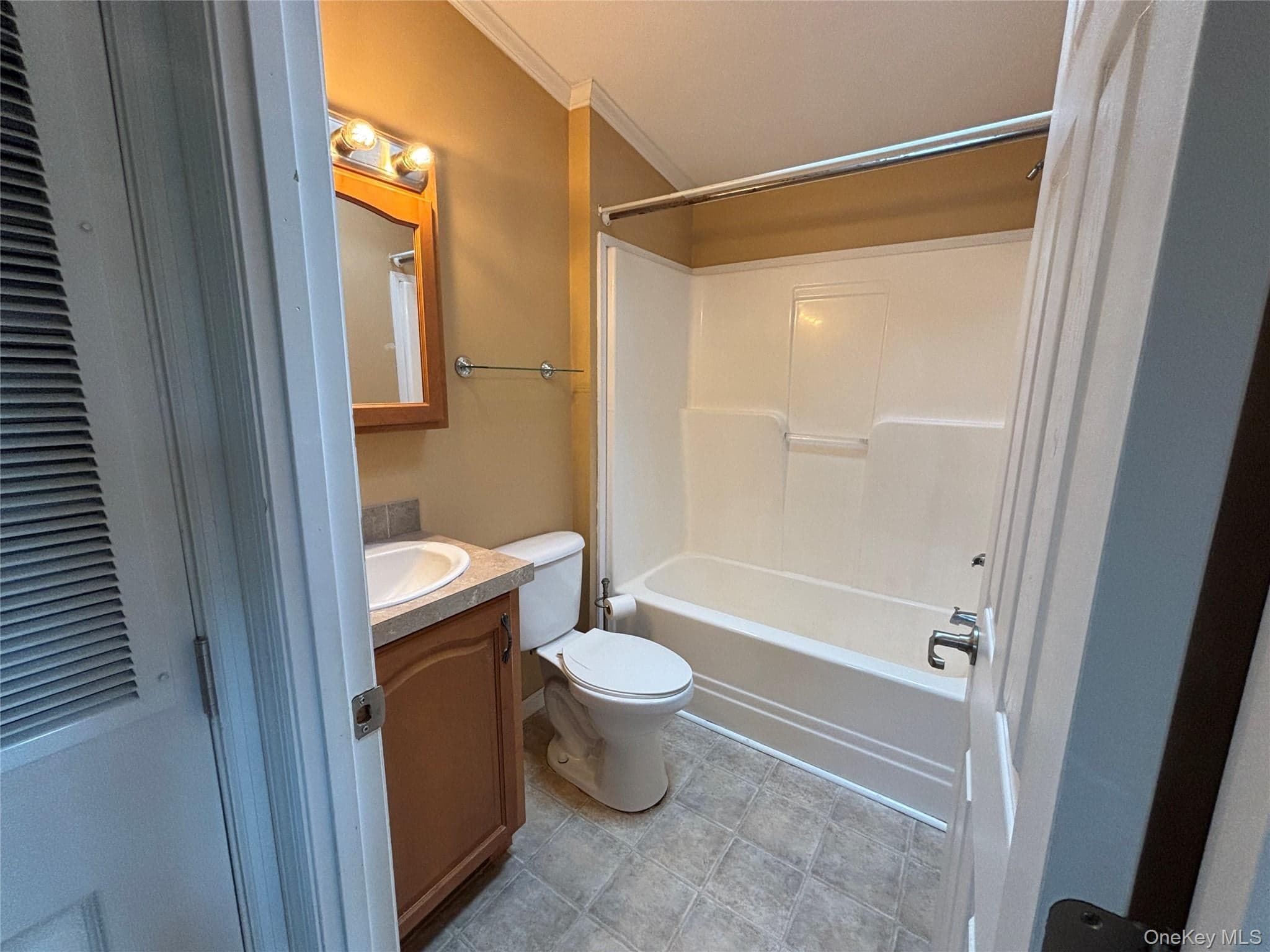 1661 Old Country Road Unit: 84 thumbnail 24