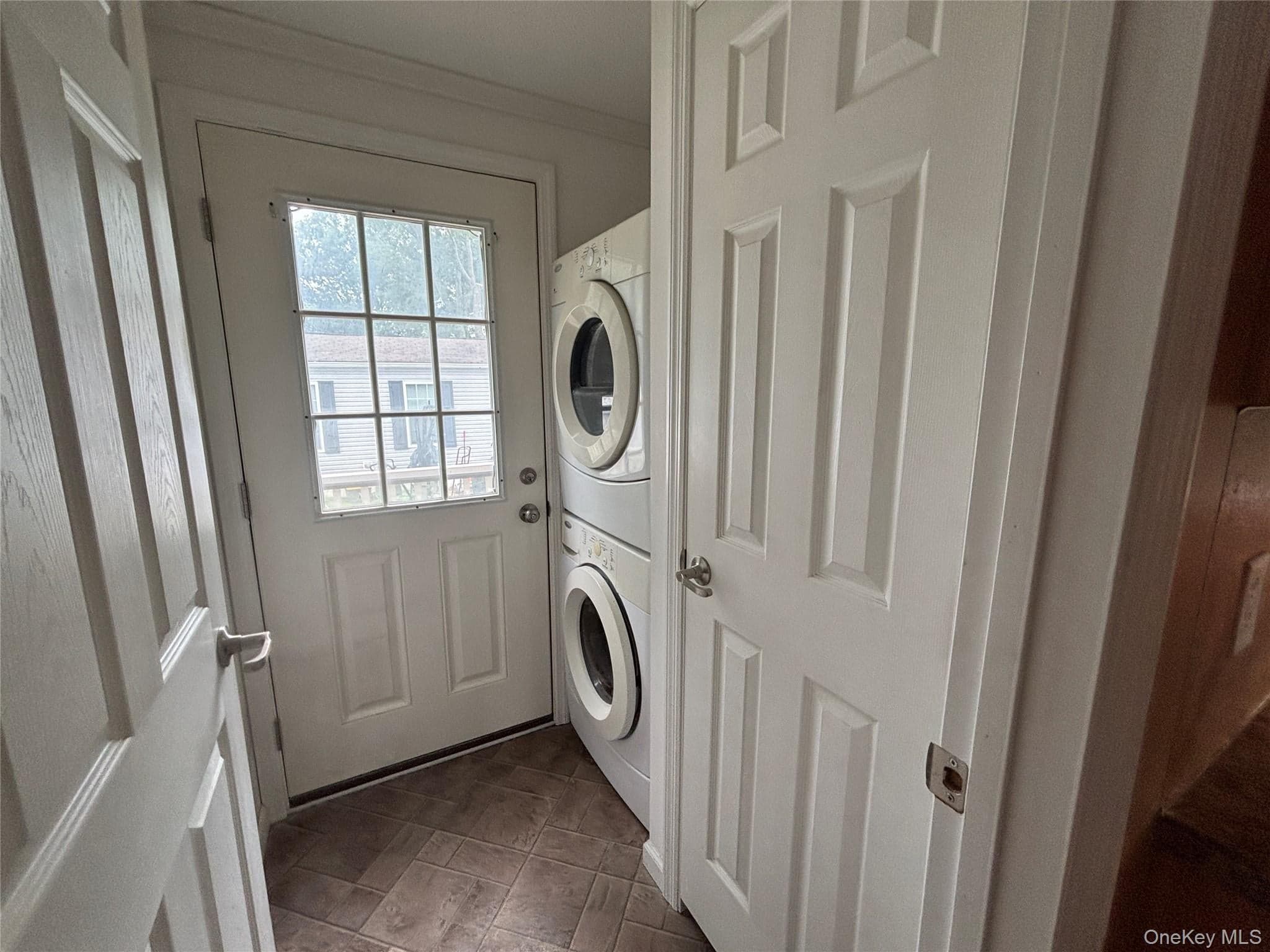 1661 Old Country Road Unit: 84 thumbnail 26