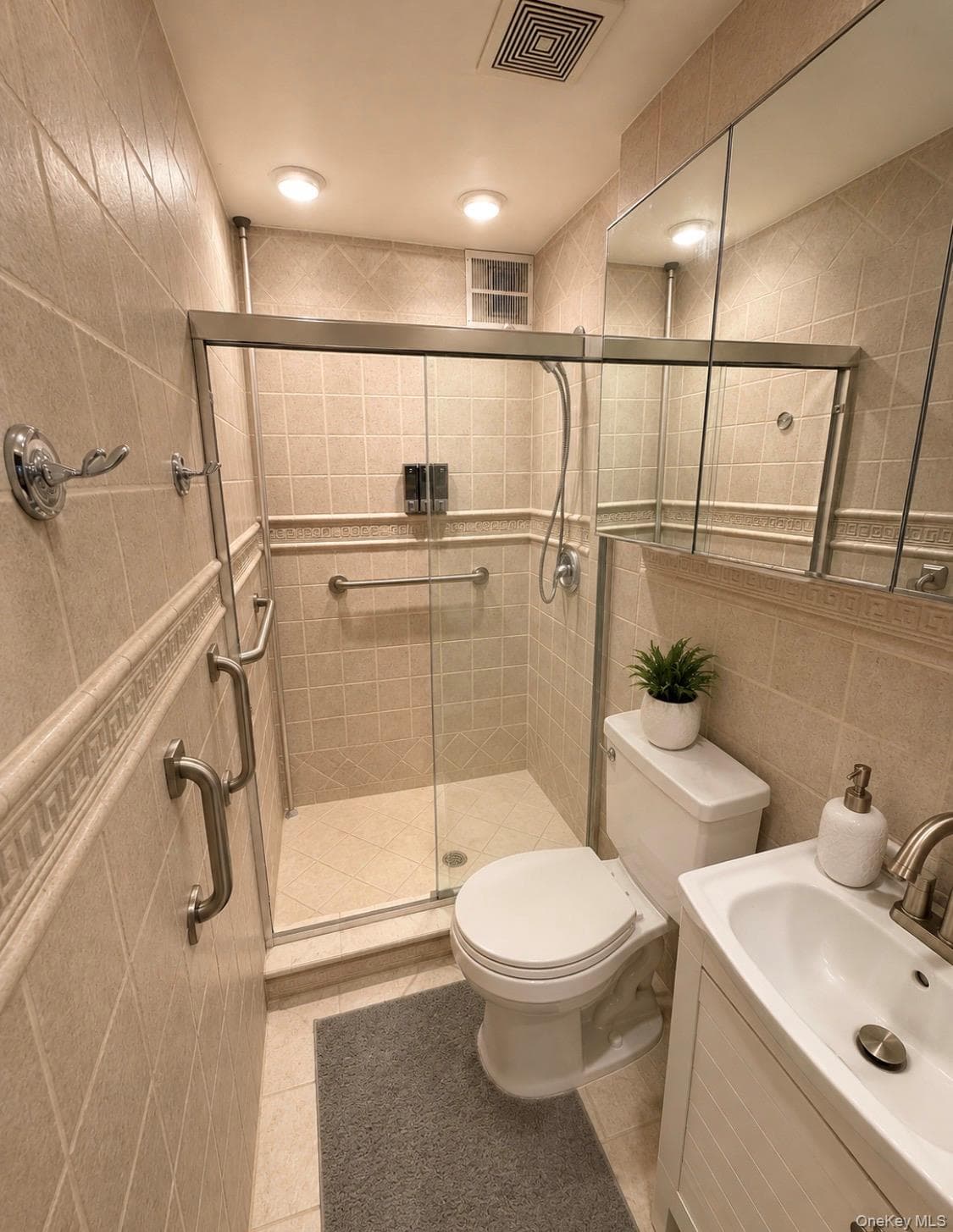 153-25 88th Street Unit: 4K thumbnail 6
