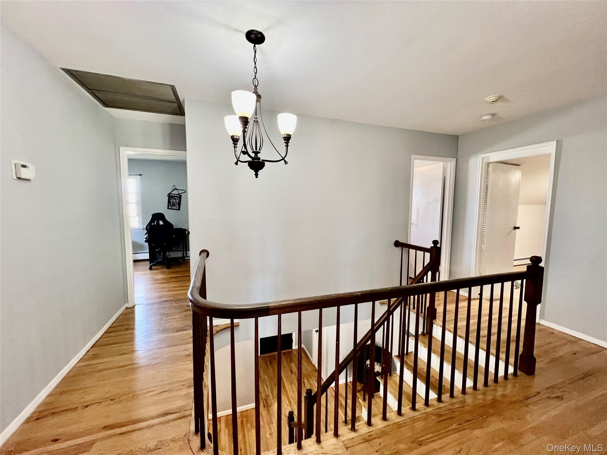 112 Ivy Lane thumbnail 14