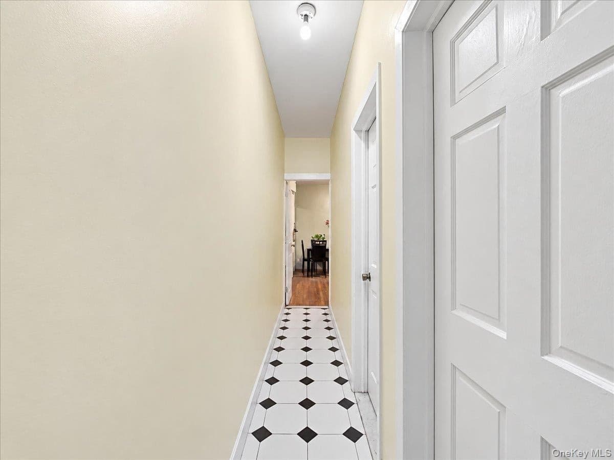 8407 89th Avenue thumbnail 5