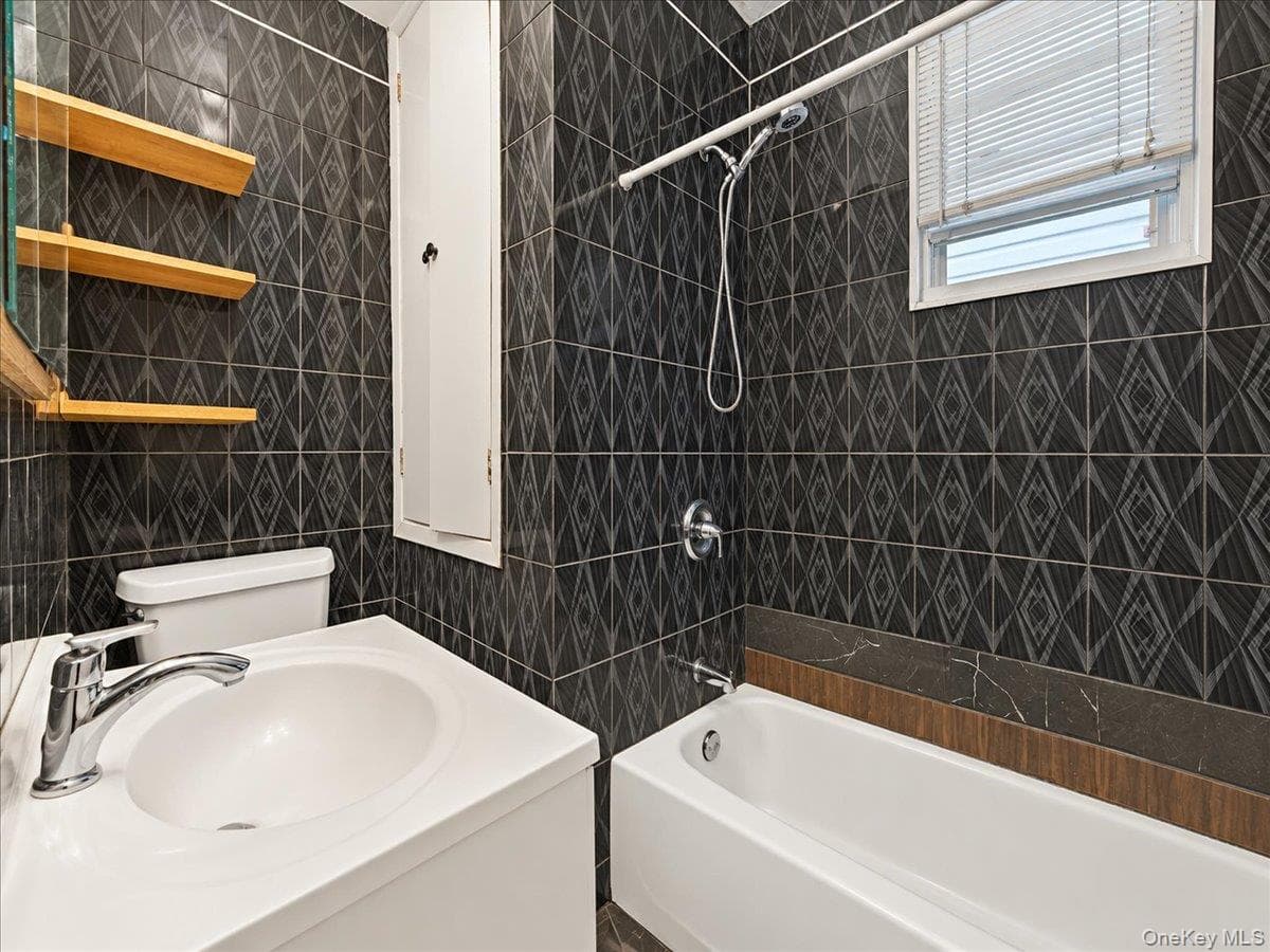8407 89th Avenue thumbnail 12