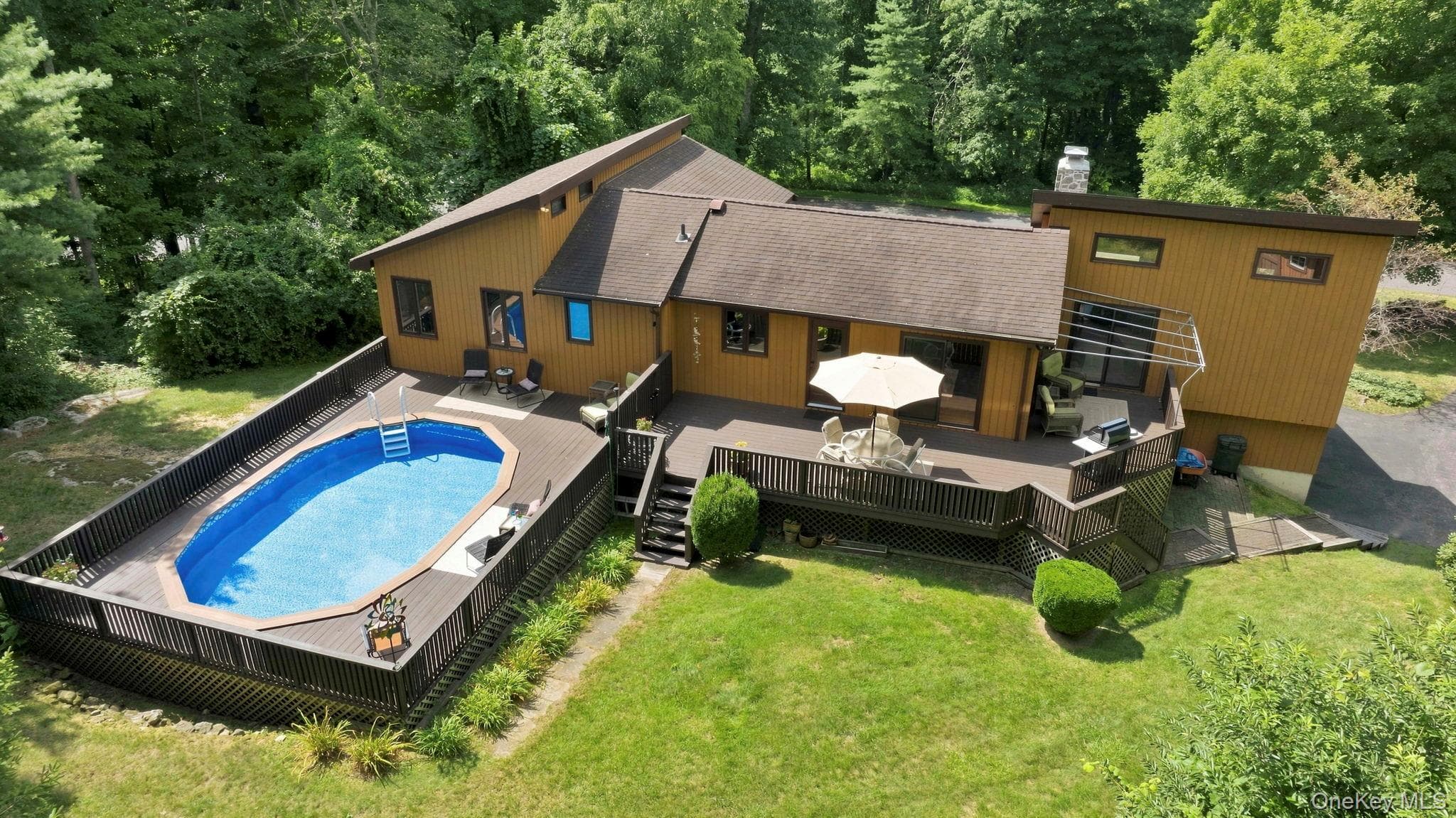 66 Maple Wood Drive thumbnail 25