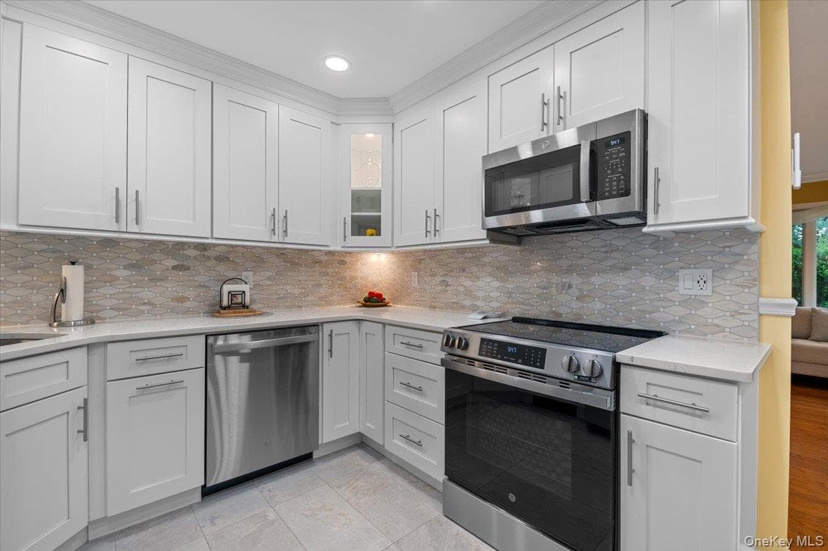3850 Jean Avenue thumbnail 9