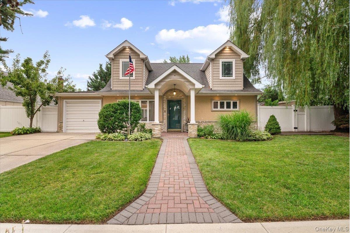3850 Jean Avenue thumbnail 2