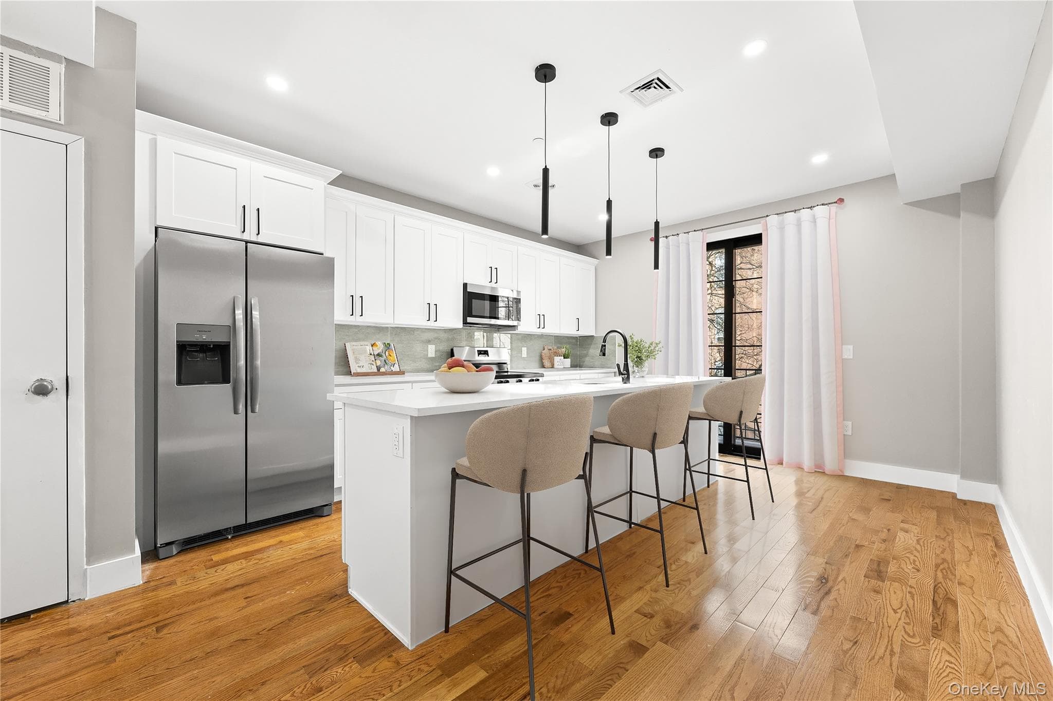 463 E 143rd Street thumbnail 21