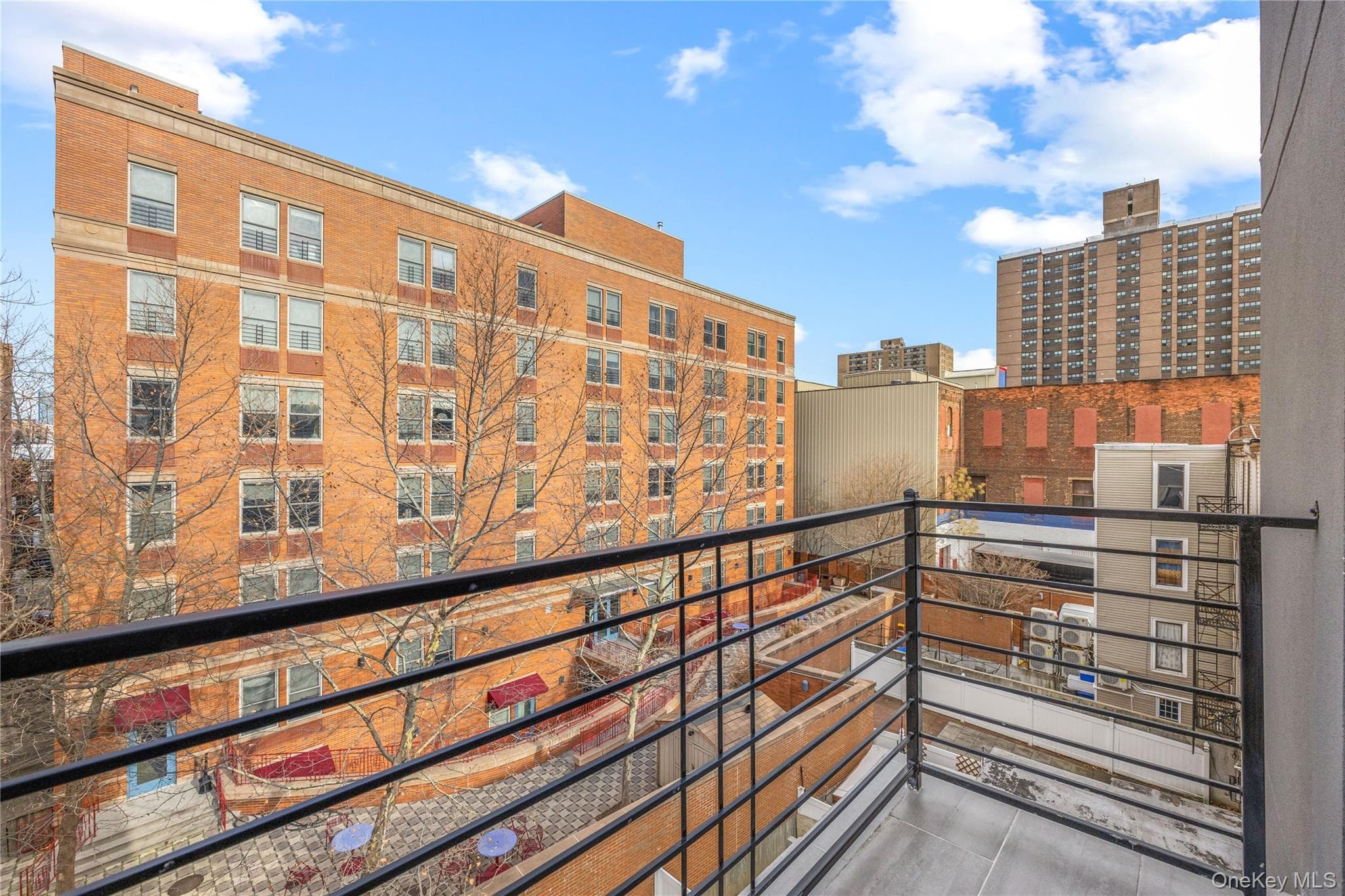 463 E 143rd Street thumbnail 32