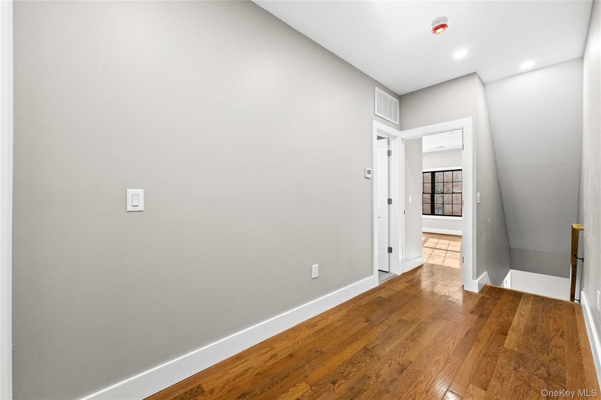 463 E 143rd Street thumbnail 11