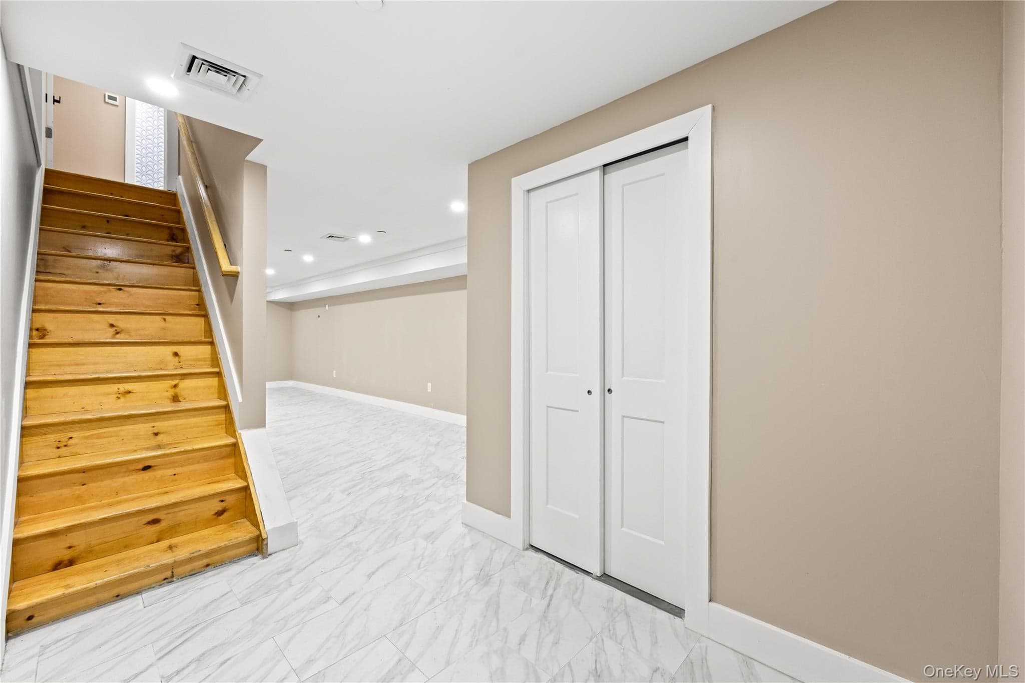 463 E 143rd Street thumbnail 8