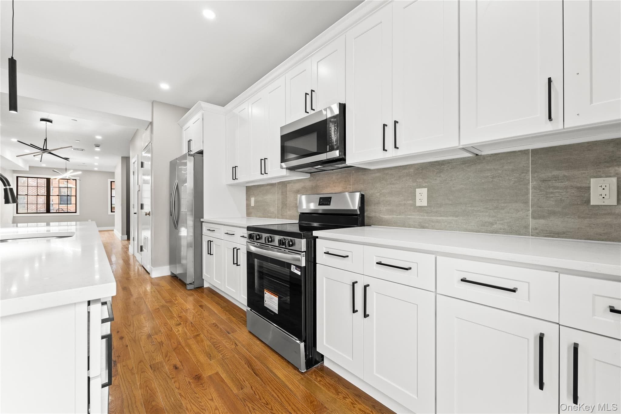 463 E 143rd Street thumbnail 24