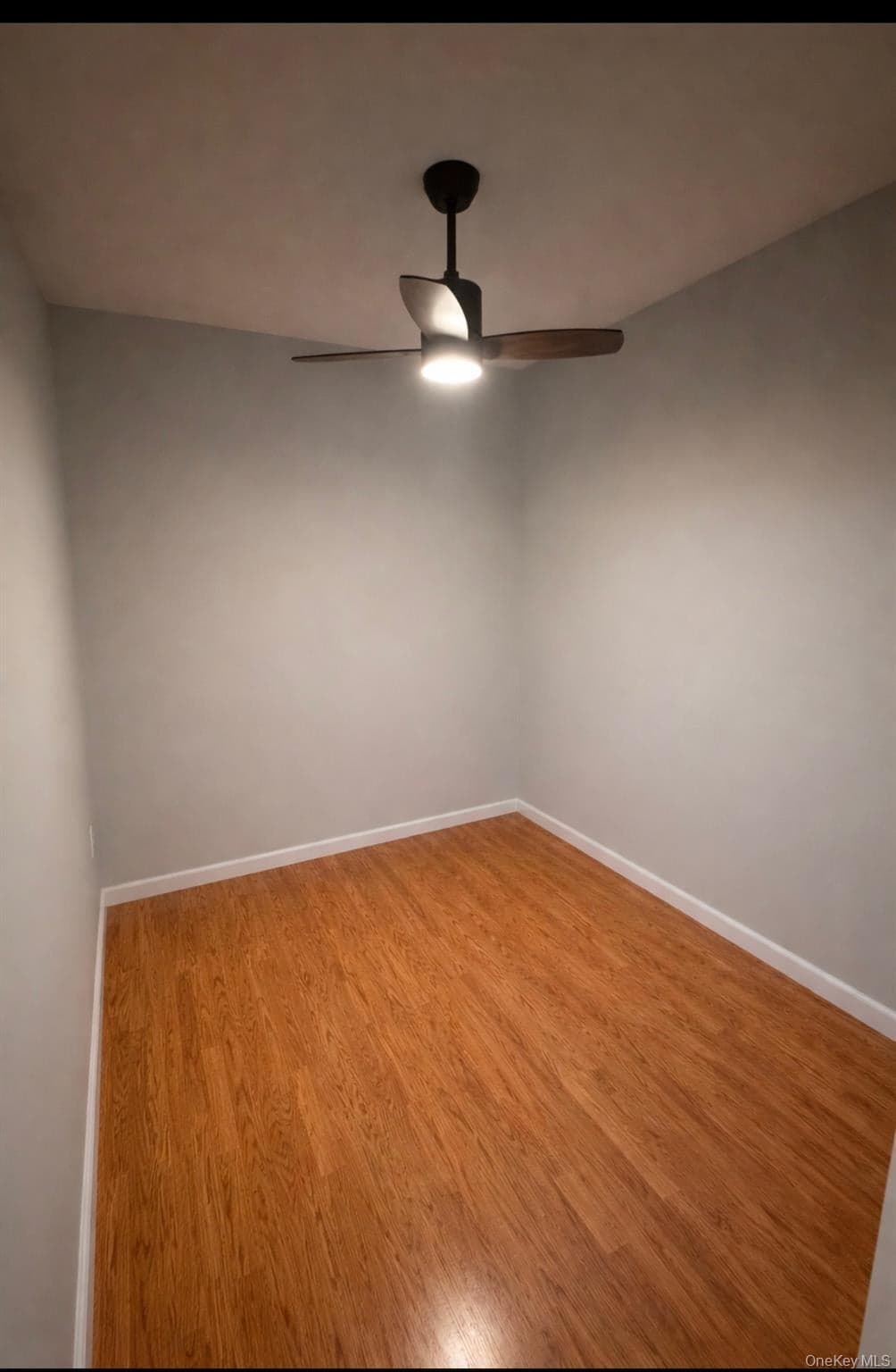 4295 Webster Avenue Unit: 4A thumbnail 5
