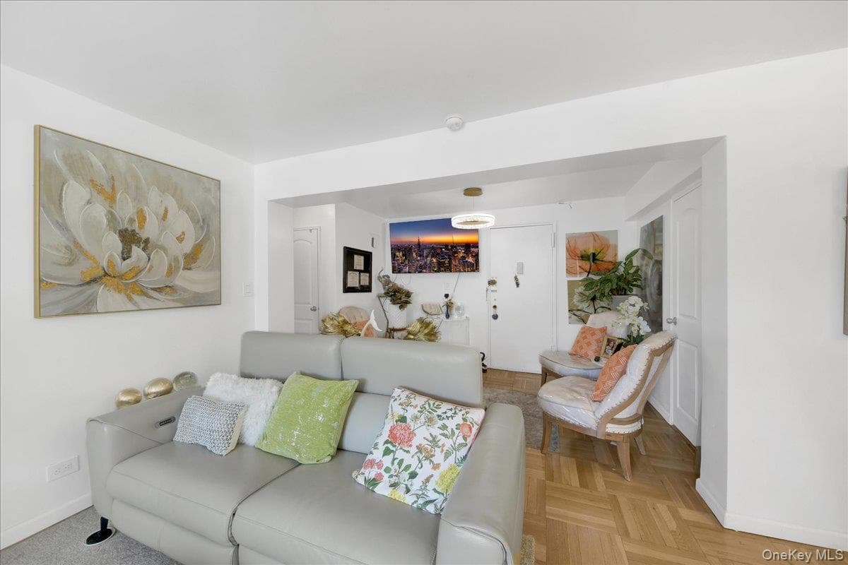 3512 Oxford Avenue Unit: 1C thumbnail 6