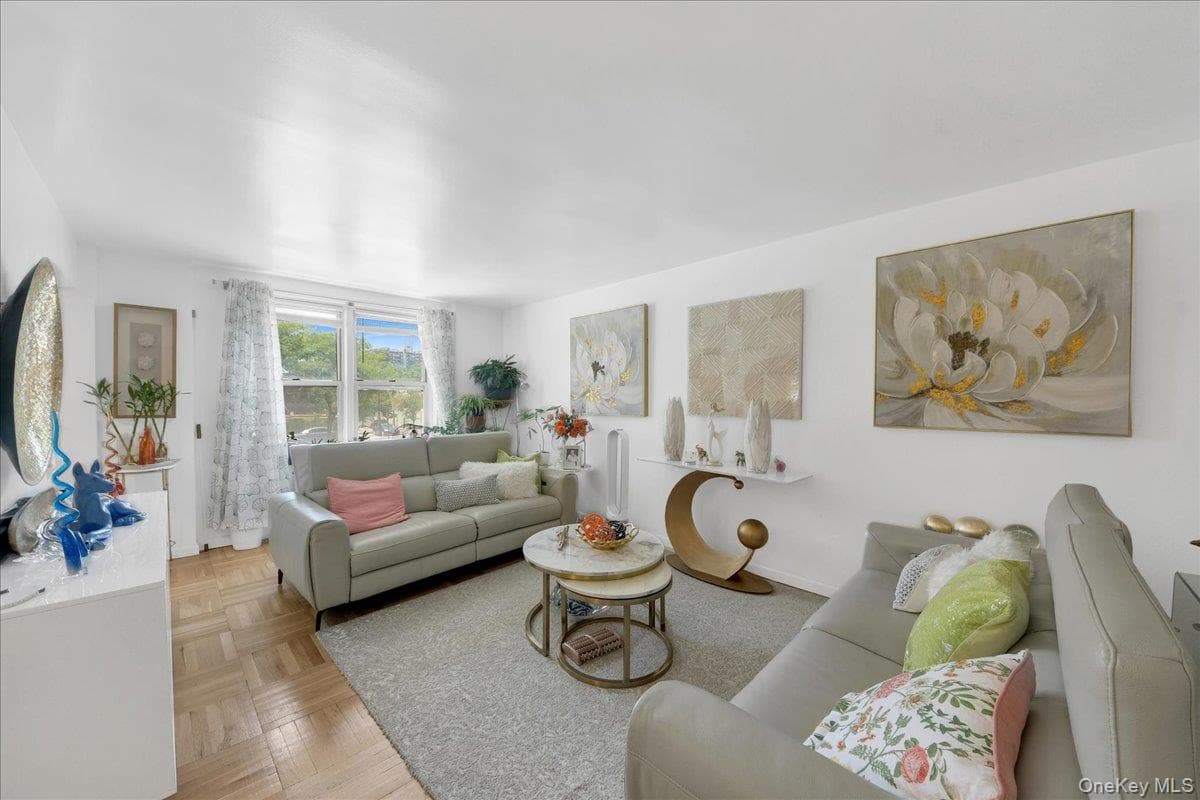 3512 Oxford Avenue Unit: 1C thumbnail 4