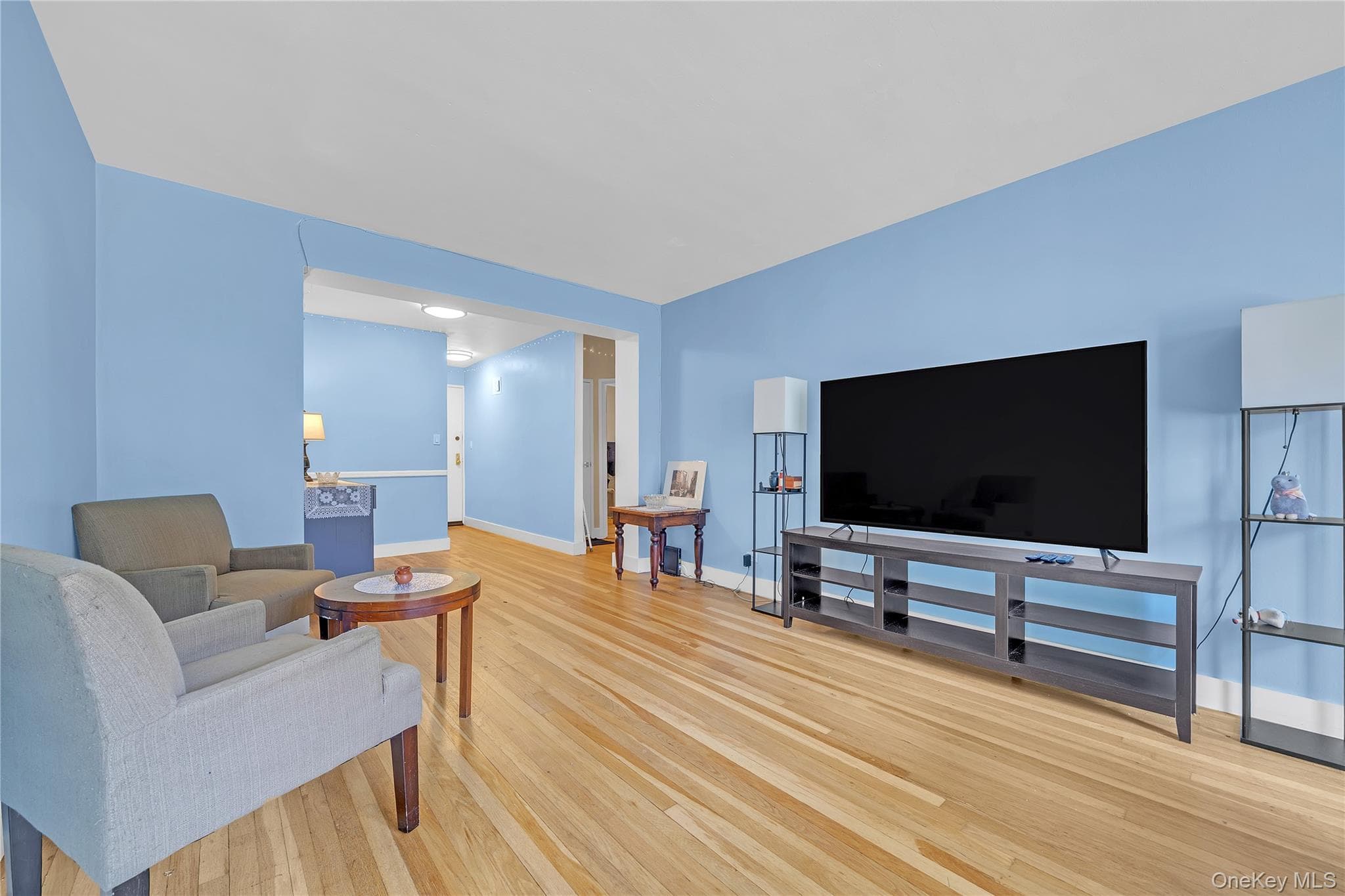 2830 Briggs Avenue Unit: 4F thumbnail 2