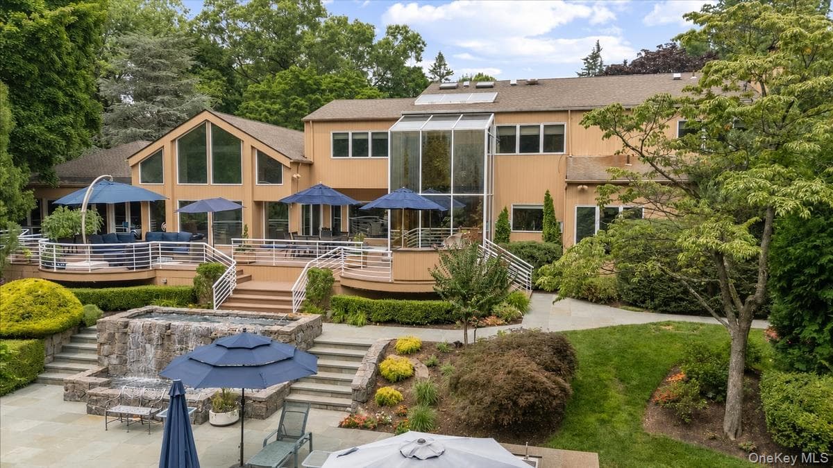 24 Emerson Road thumbnail 41