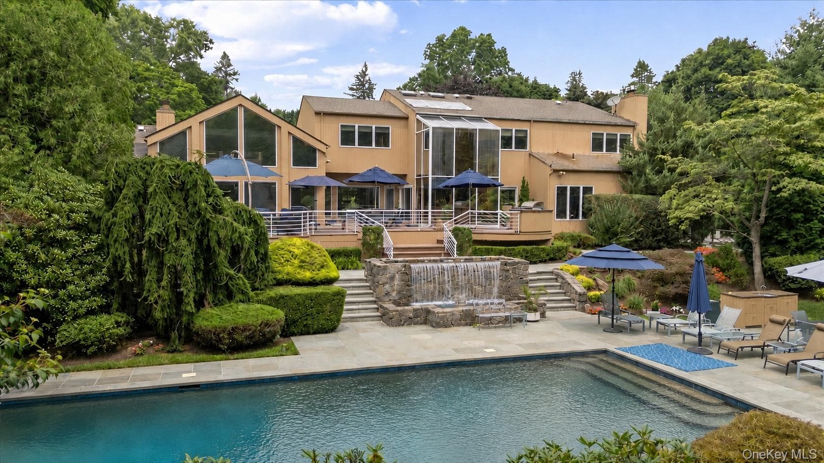 24 Emerson Road thumbnail 2