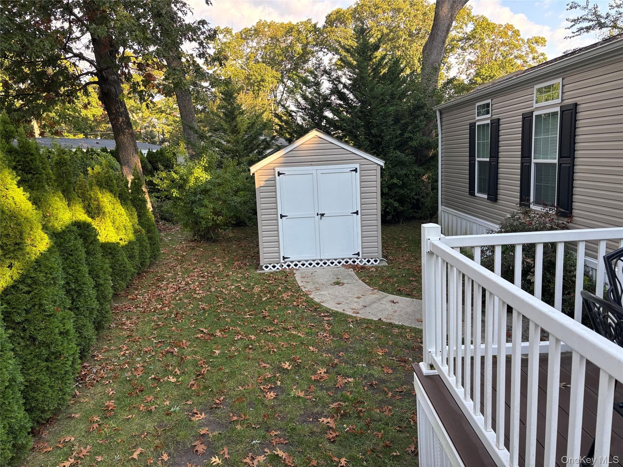 1661 Old Country Road Unit: 72 thumbnail 4