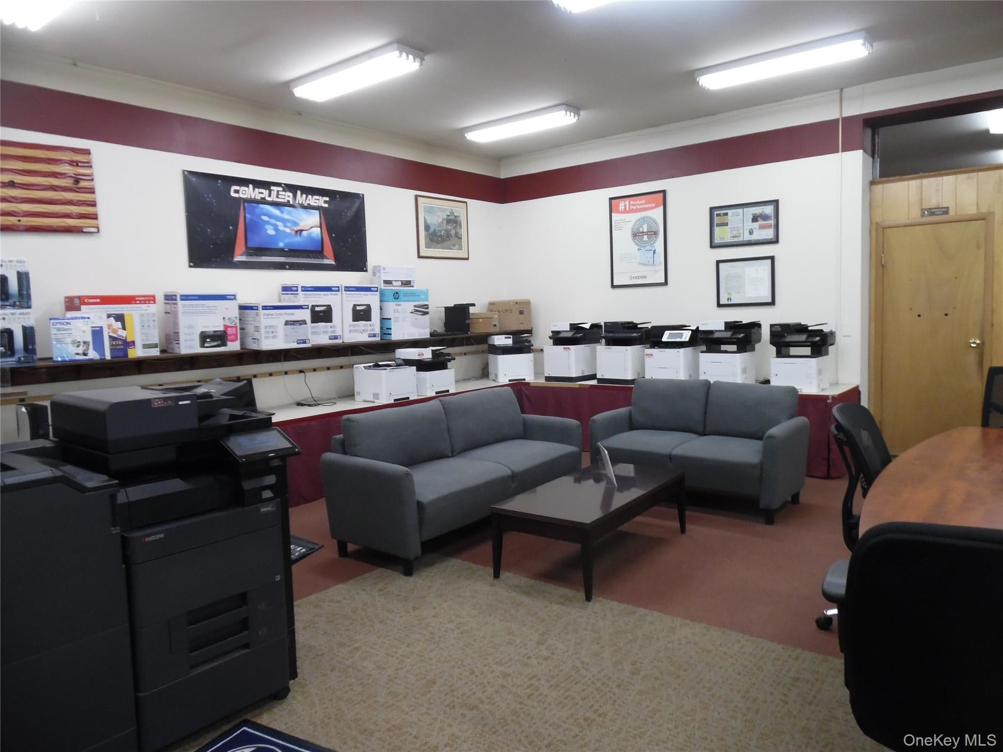 369 E Broadway thumbnail 17