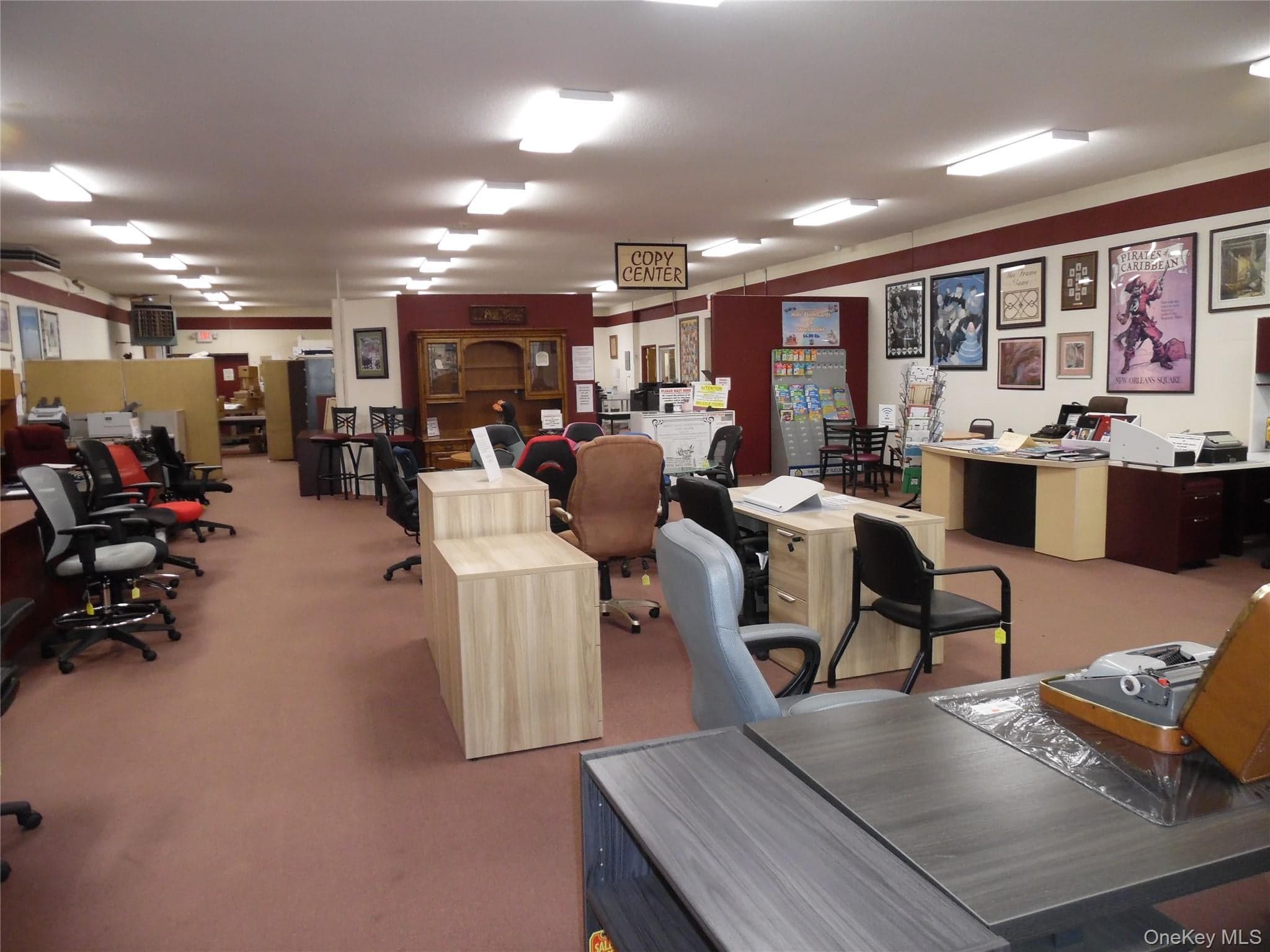 369 E Broadway thumbnail 18