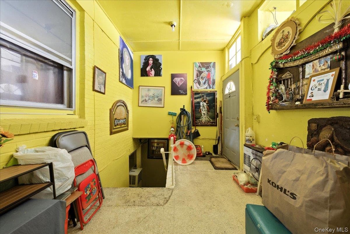 18 E 25th Street thumbnail 22