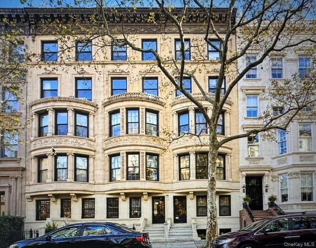 32 W 85 Street ST, New York (manhattan)