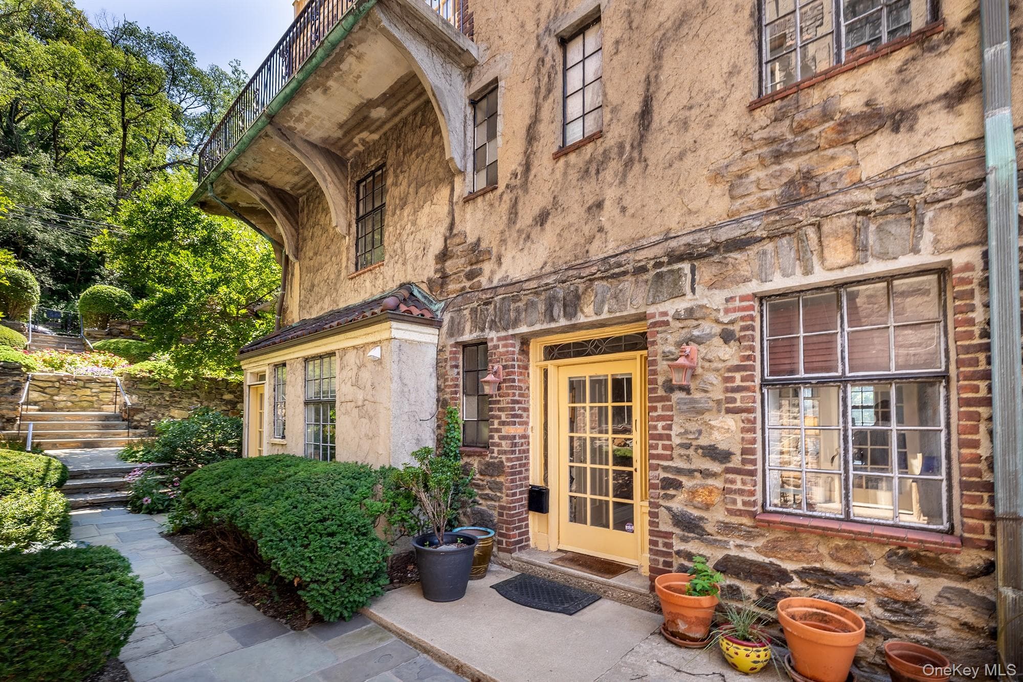 2501 Palisade Avenue Unit: C1 thumbnail 44