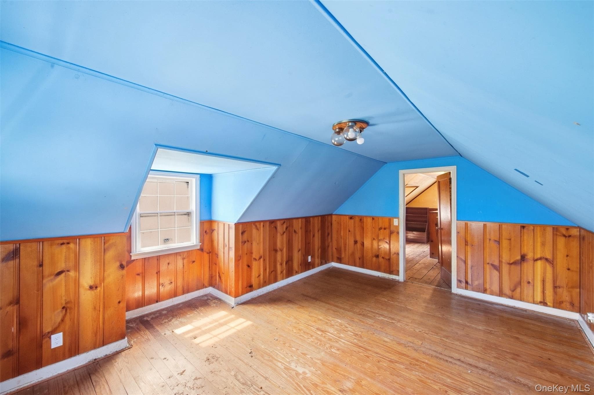 573 Grove Place thumbnail 16