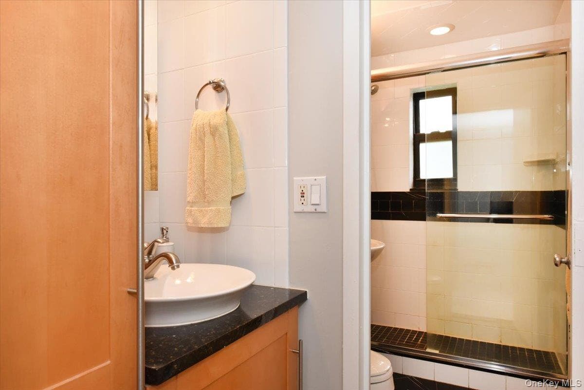 1 Terrace Circle Unit: 3-F thumbnail 13