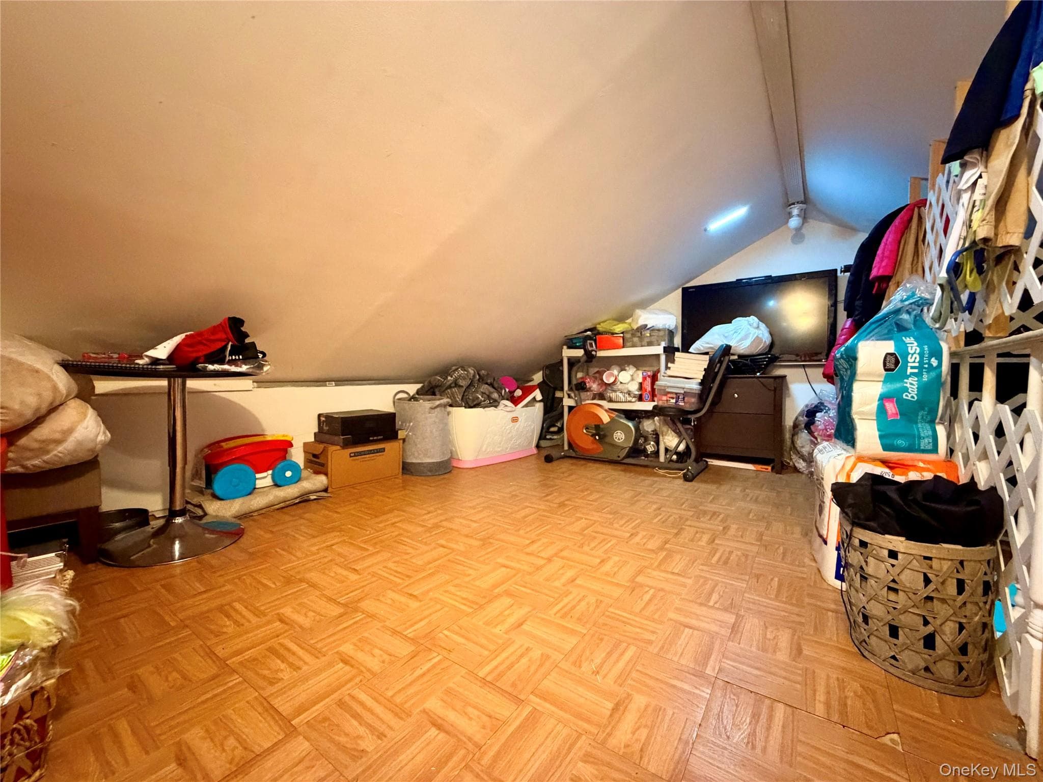225-09 88th Avenue Unit: 415 thumbnail 14