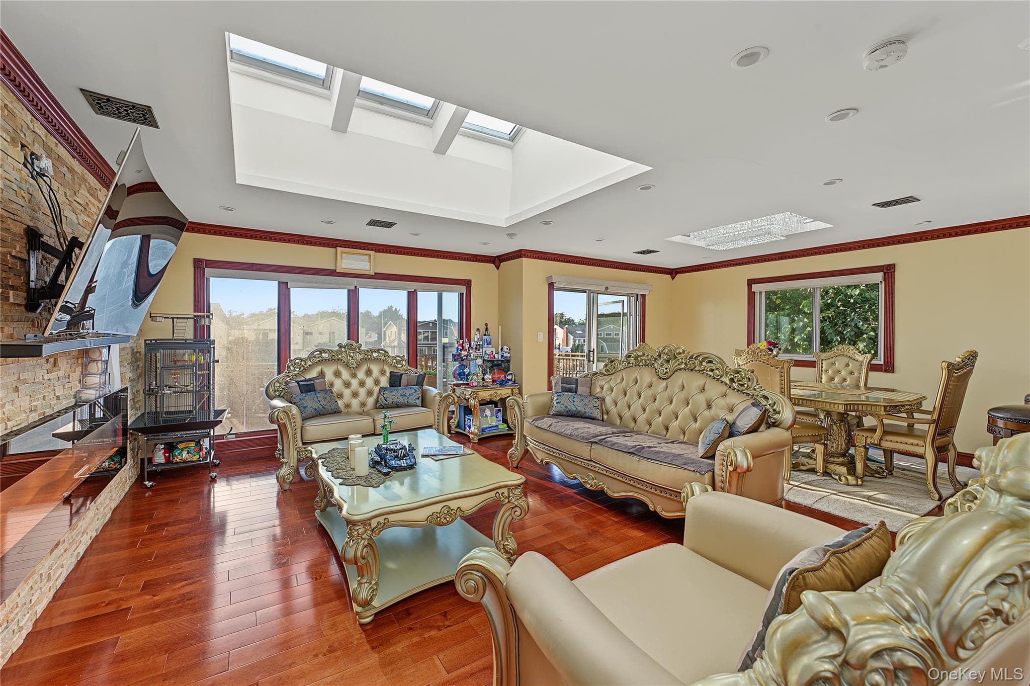 3060 Ann Street thumbnail 12