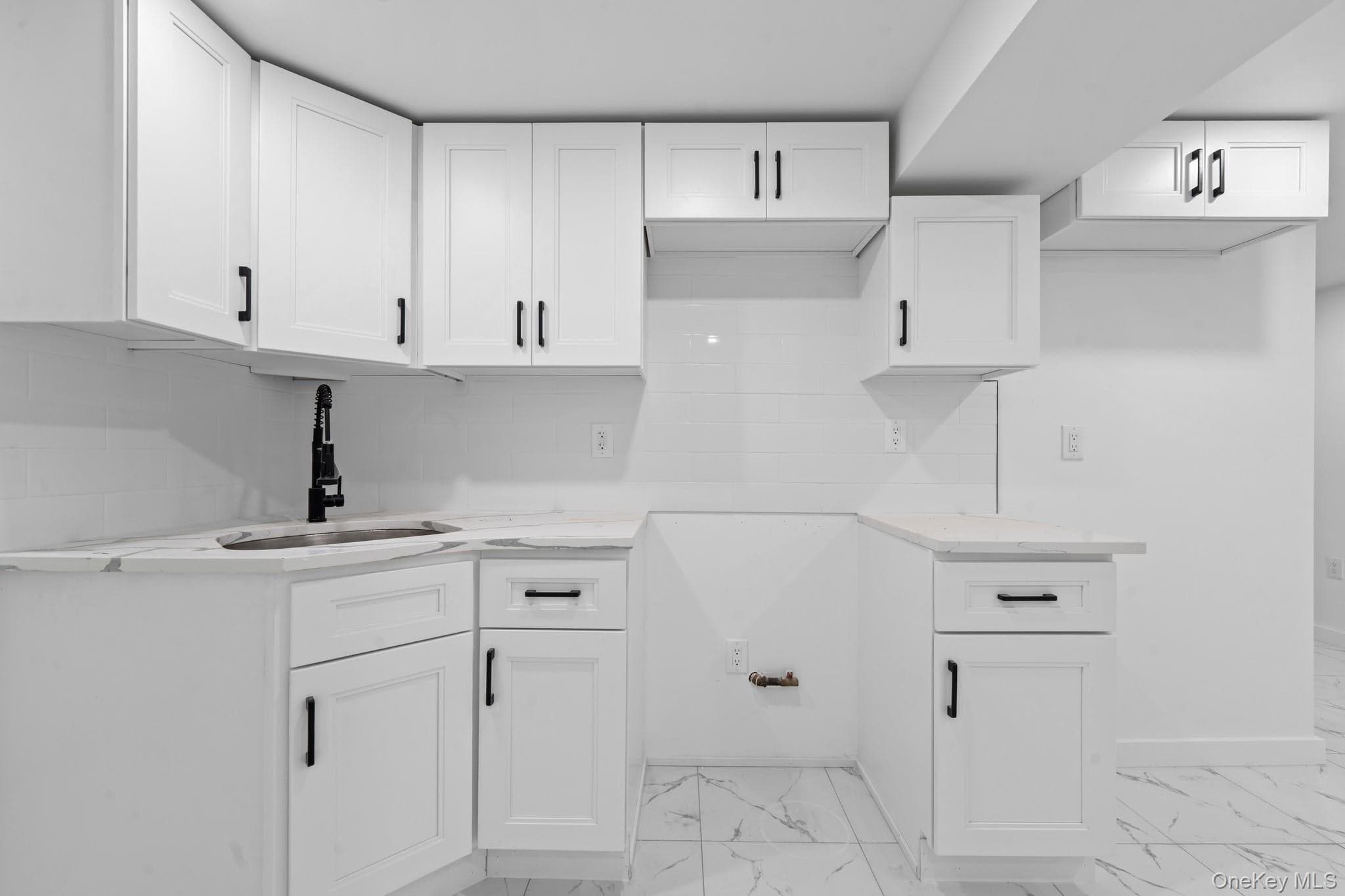 18704 Williamson Avenue thumbnail 13