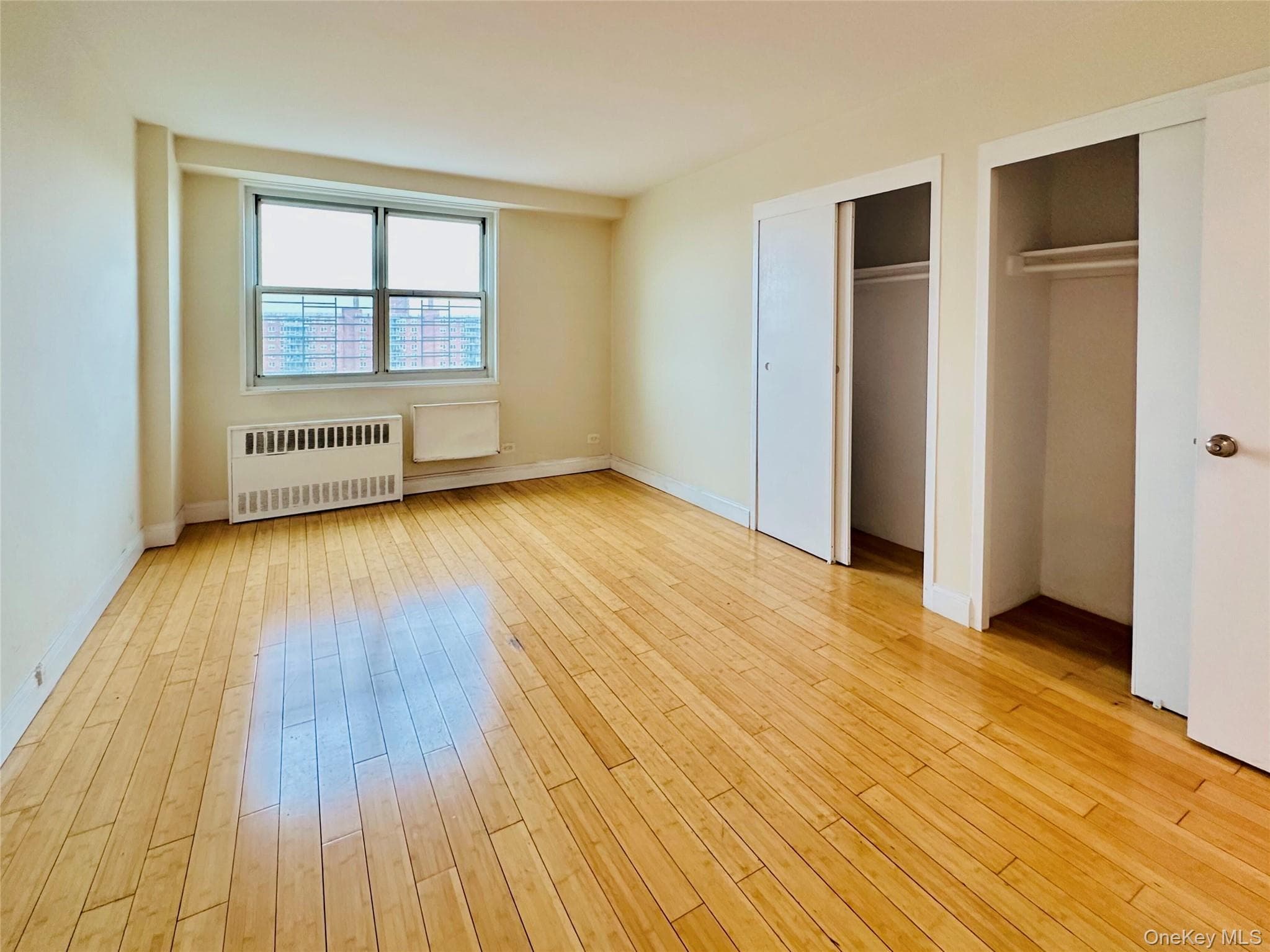 880 Boynton Avenue Unit: 18A thumbnail 18
