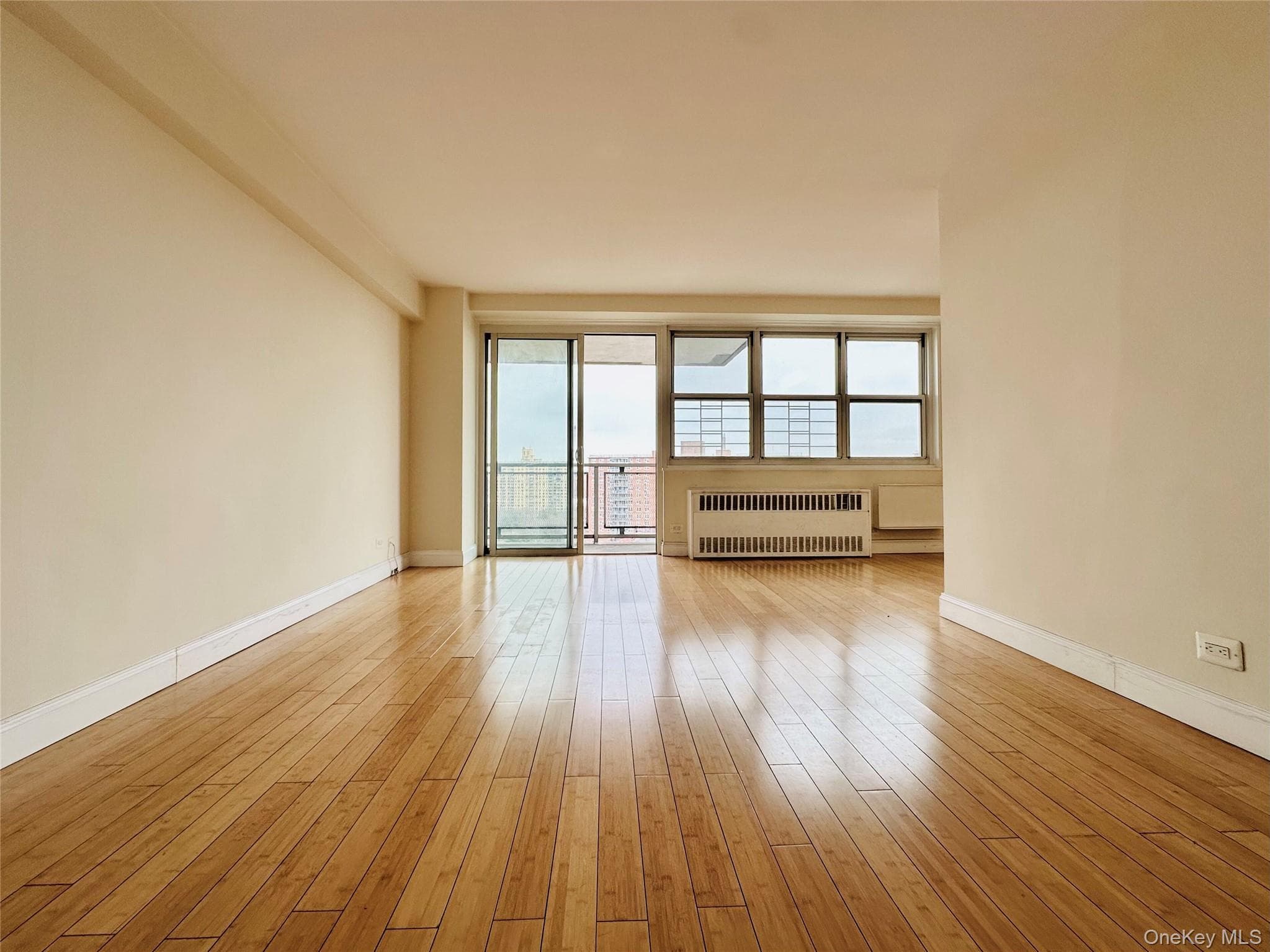 880 Boynton Avenue Unit: 18A thumbnail 4
