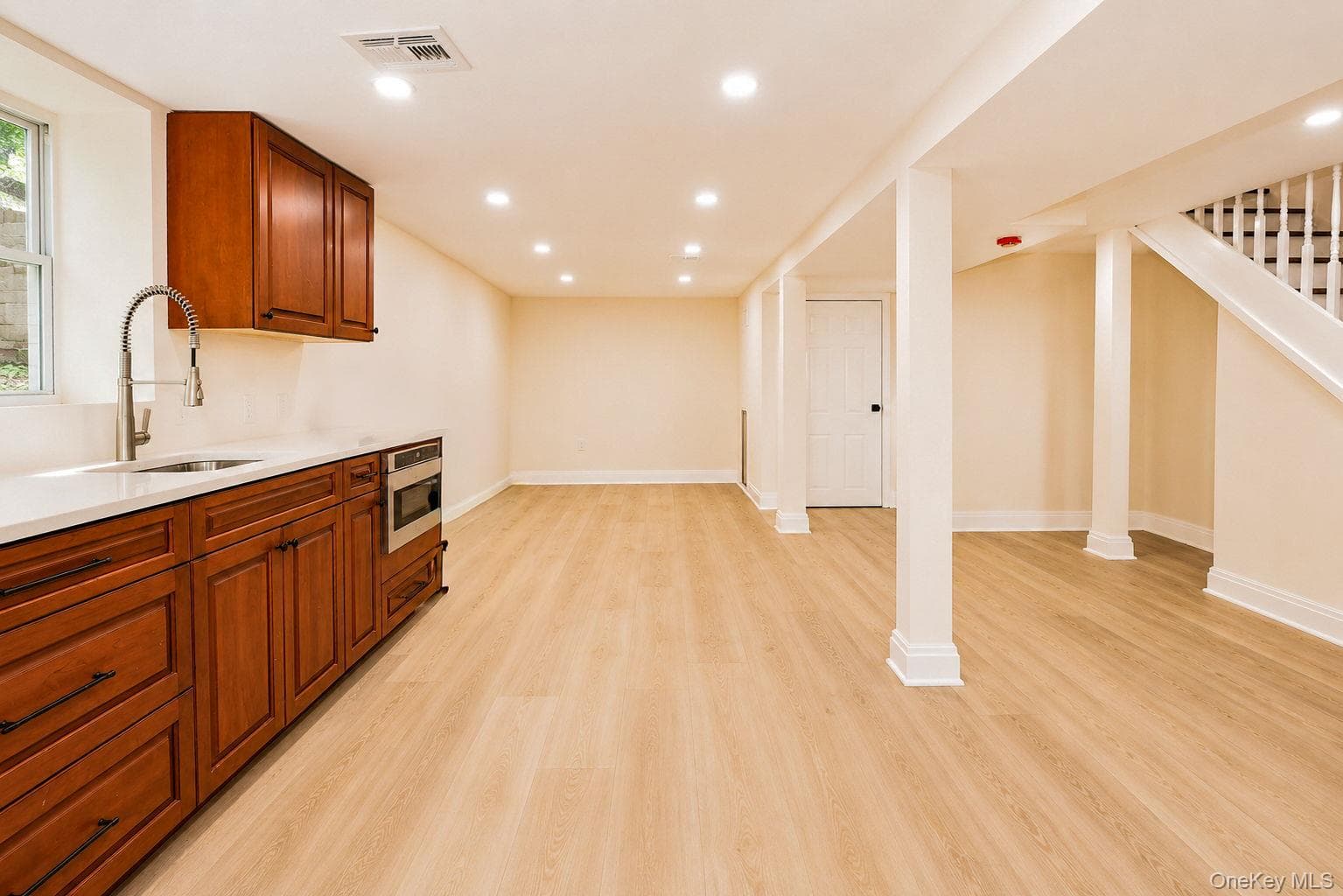 345 Hudson Terrace thumbnail 37