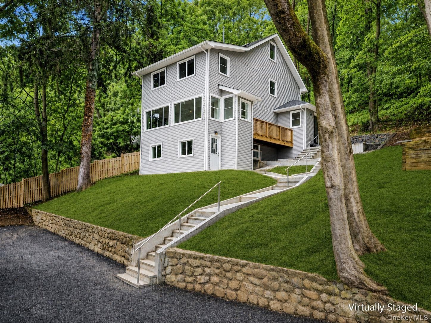 345 Hudson Terrace thumbnail 2