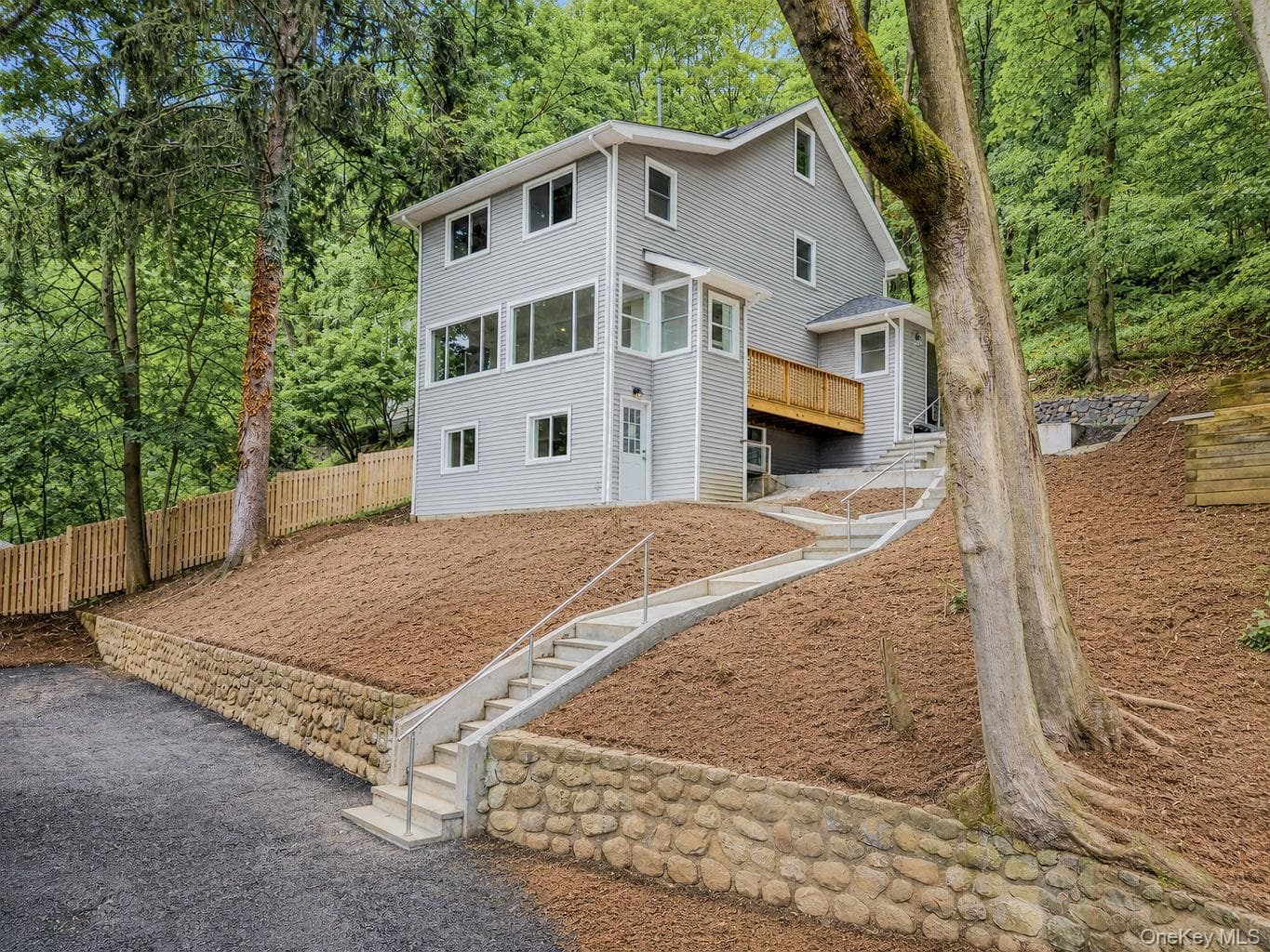 345 Hudson Terrace thumbnail 40