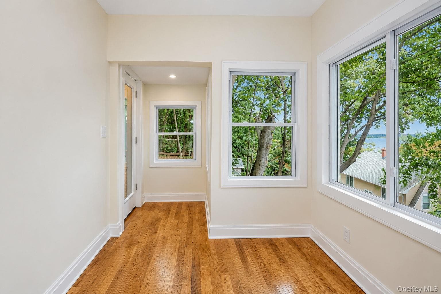 345 Hudson Terrace thumbnail 19
