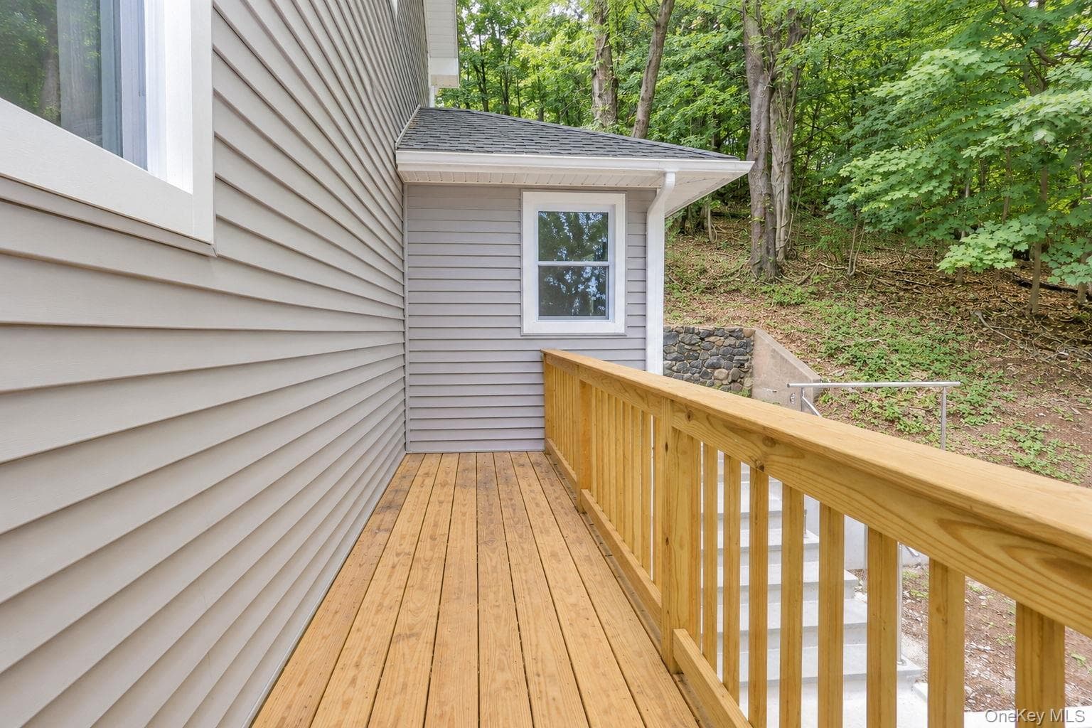 345 Hudson Terrace thumbnail 20