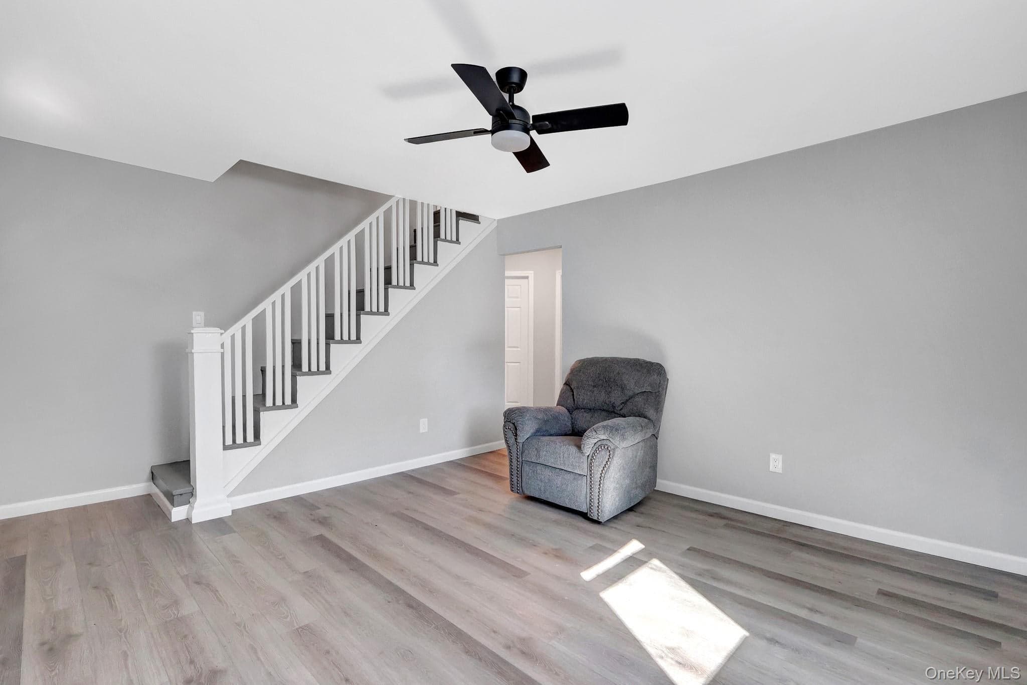 1801 Stein Drive thumbnail 3