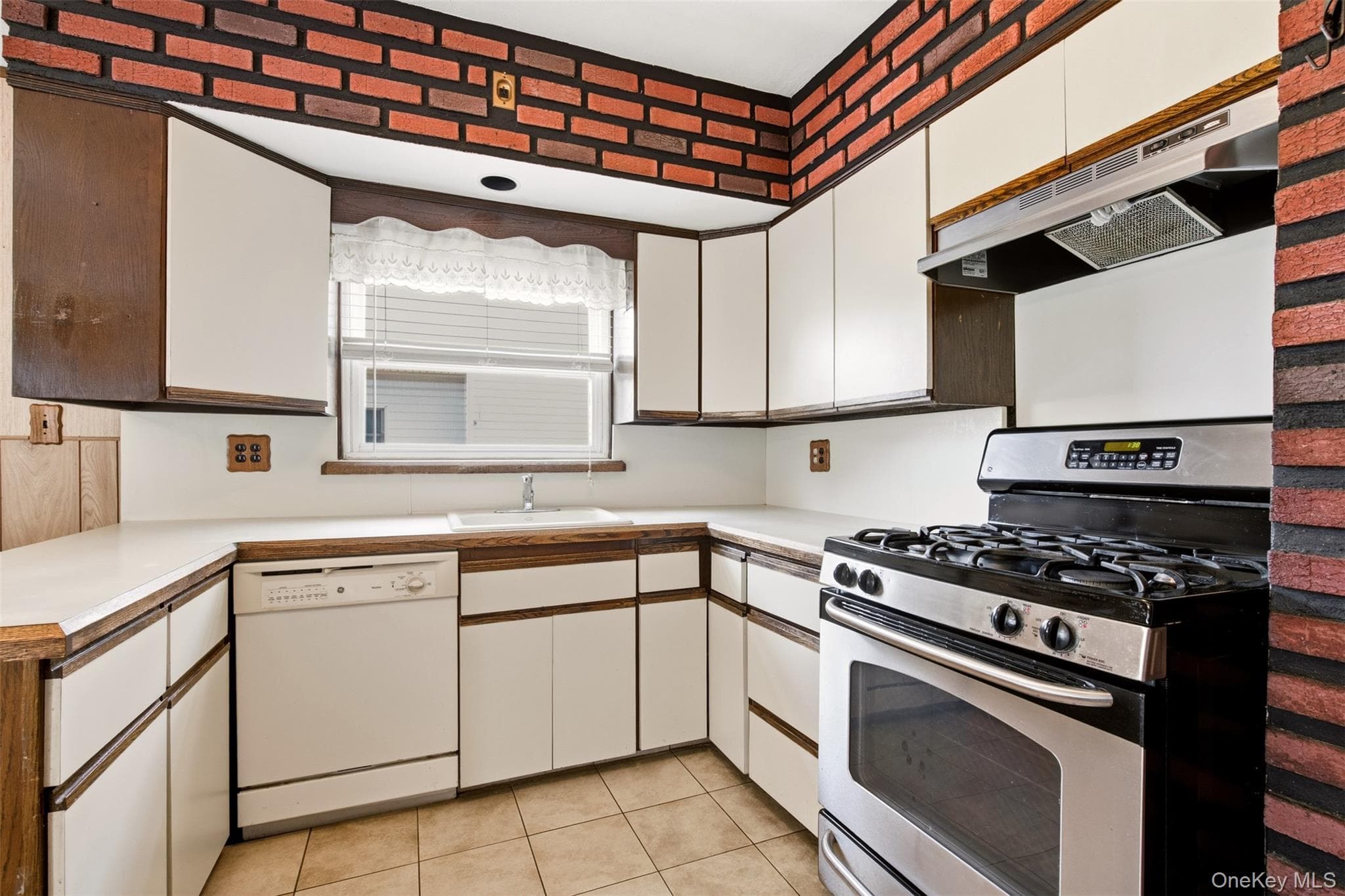 1315 Scimitar Avenue thumbnail 13