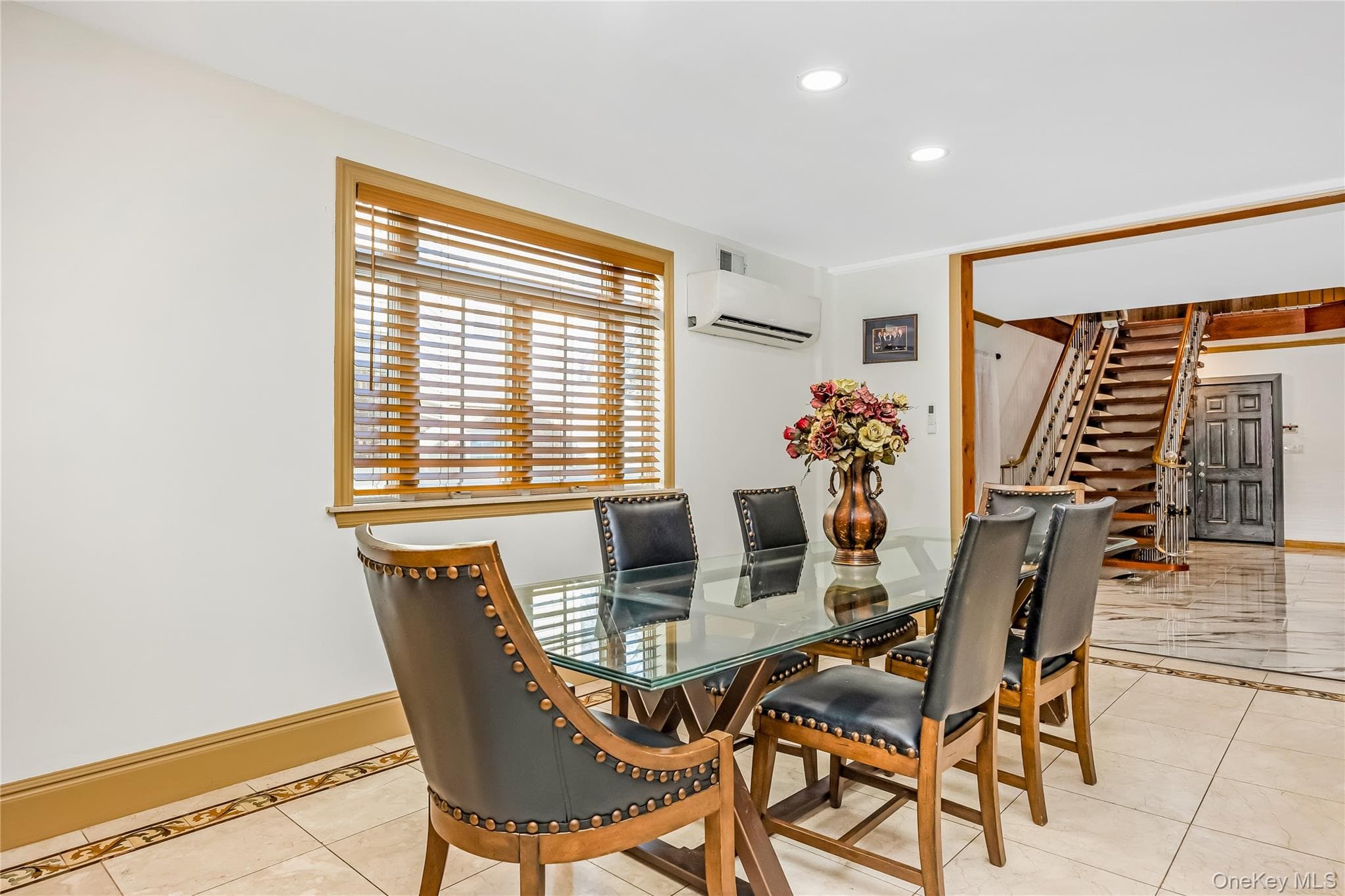 47-56 Glenwood Street thumbnail 9