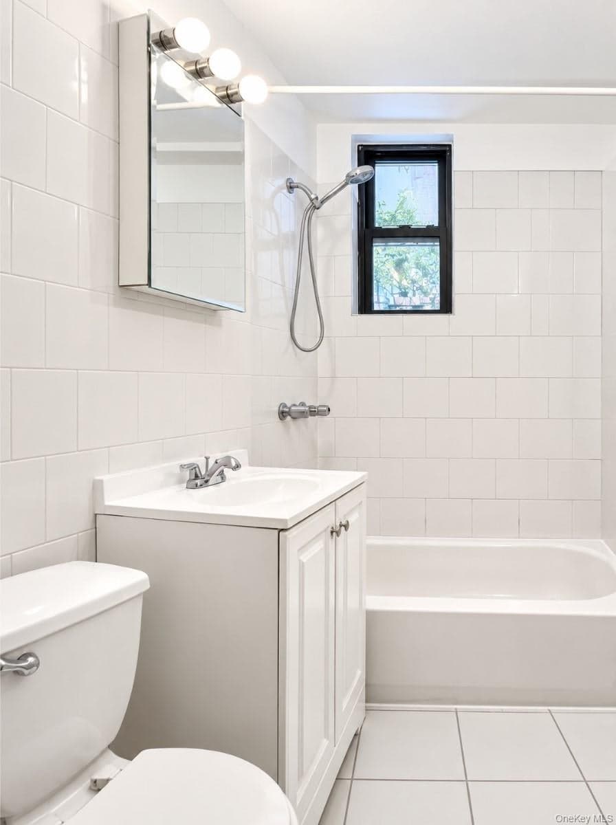 21-28 35 Street Unit: 1G thumbnail 15