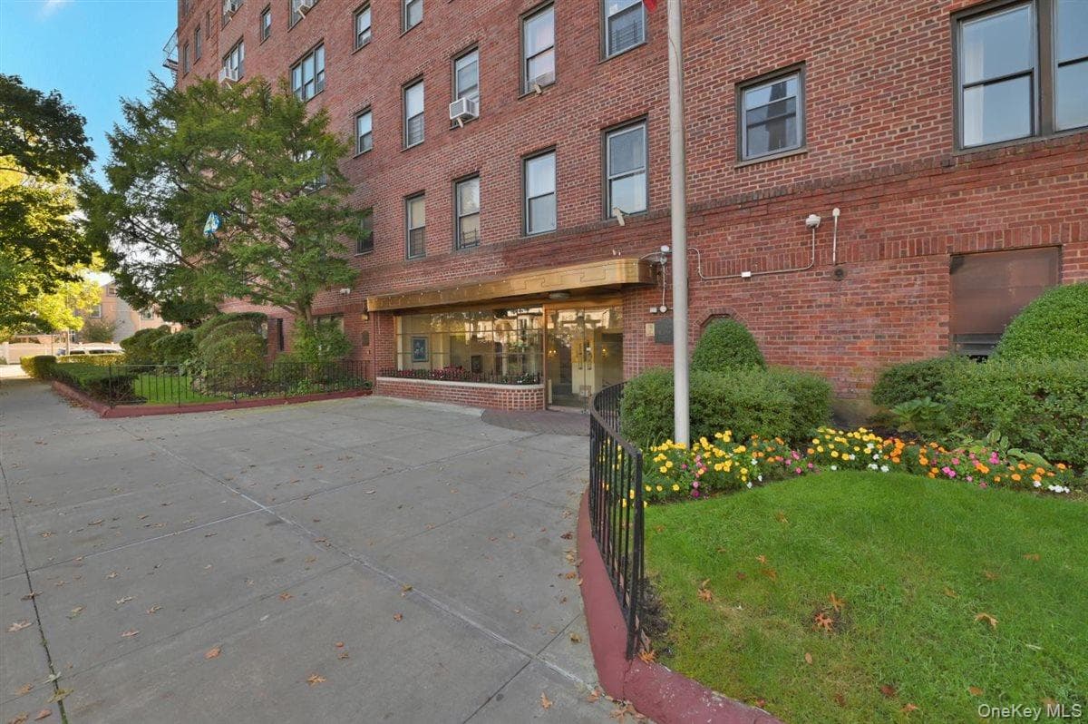 143-50 Hoover Avenue Unit: 104 thumbnail 14