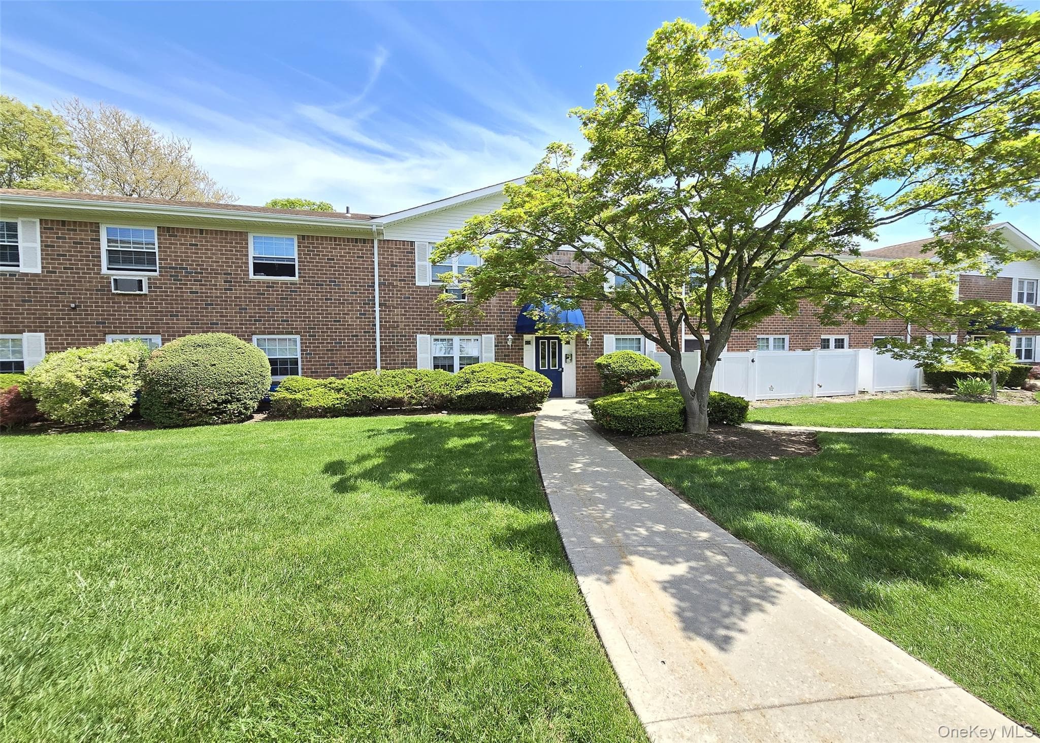 460 Old Town Road Unit: 3K, Port Jefferson Station