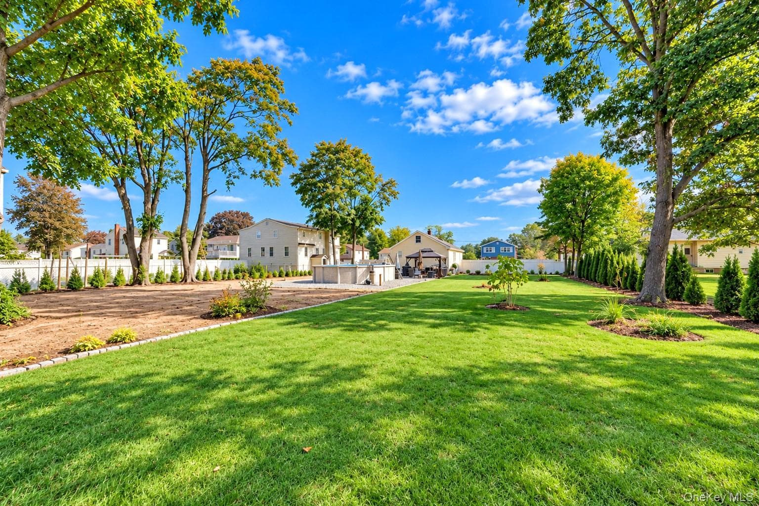 45 Matthews Avenue thumbnail 24
