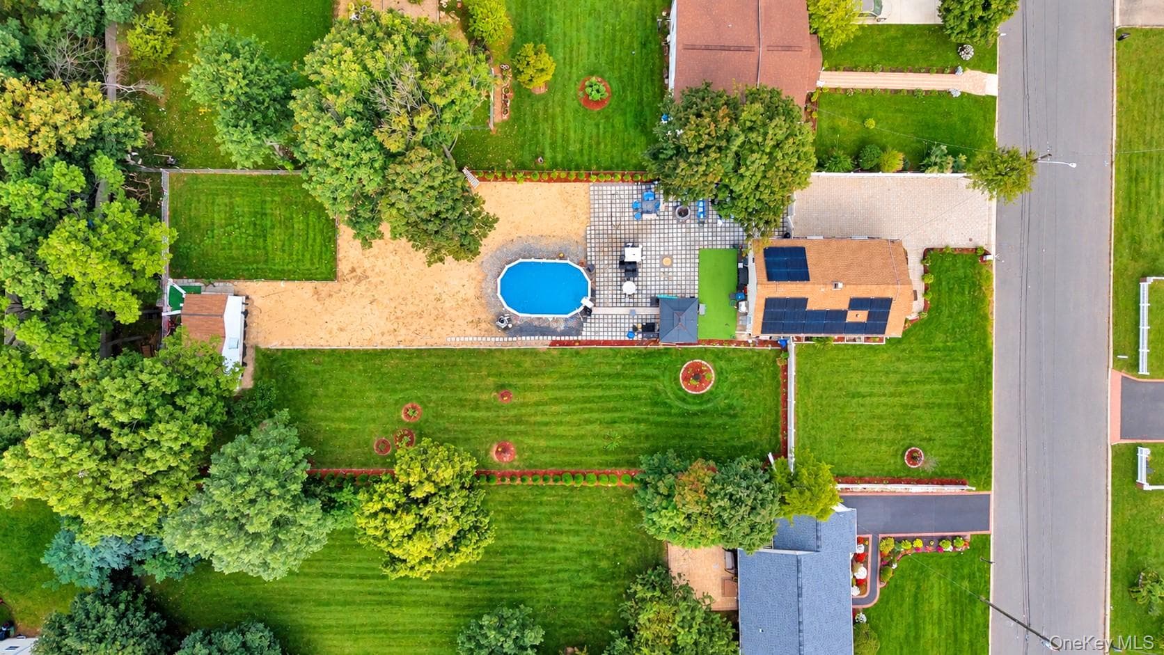 45 Matthews Avenue thumbnail 28